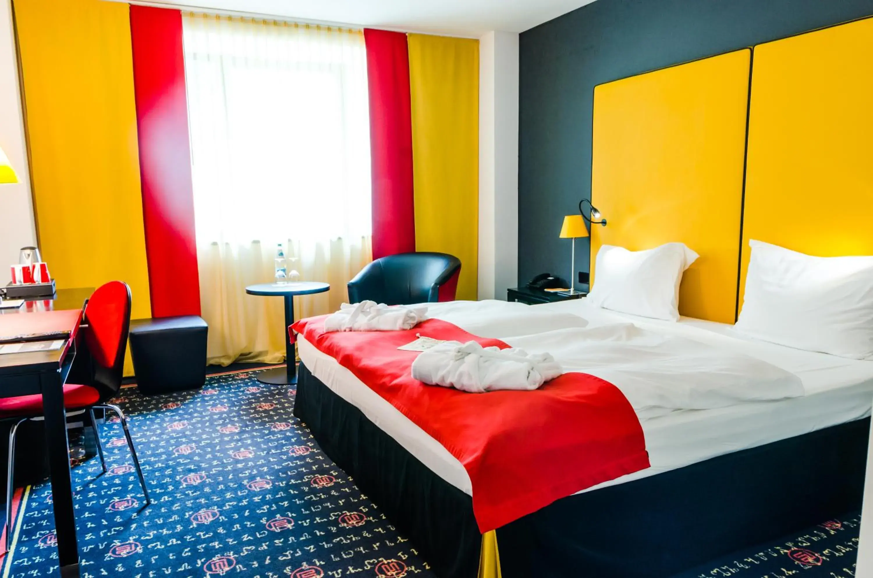 Bed in Vienna House Easy By Wyndham Airport Bucharest