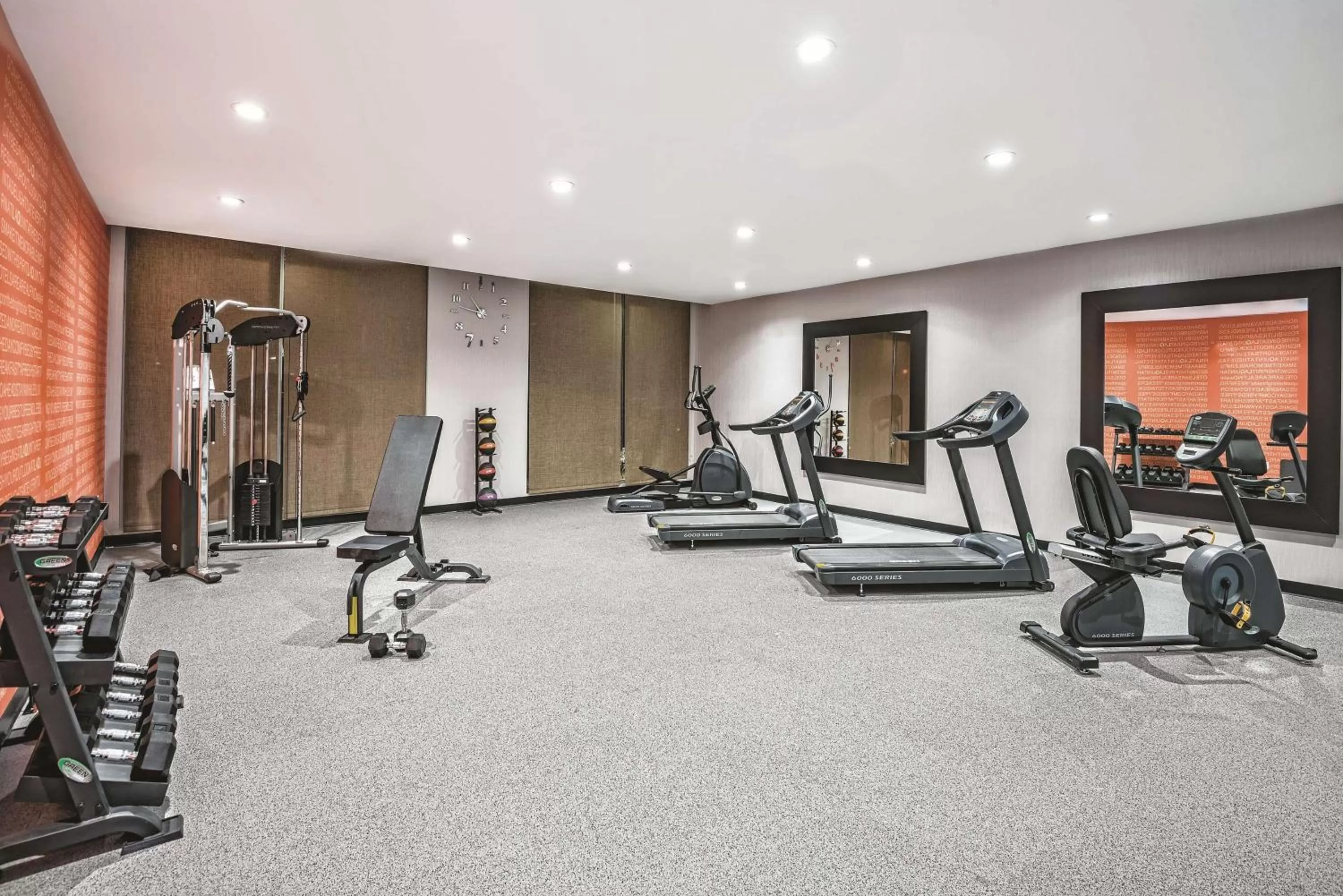 Fitness centre/facilities in La Quinta by Wyndham Dallas Grand Prairie North