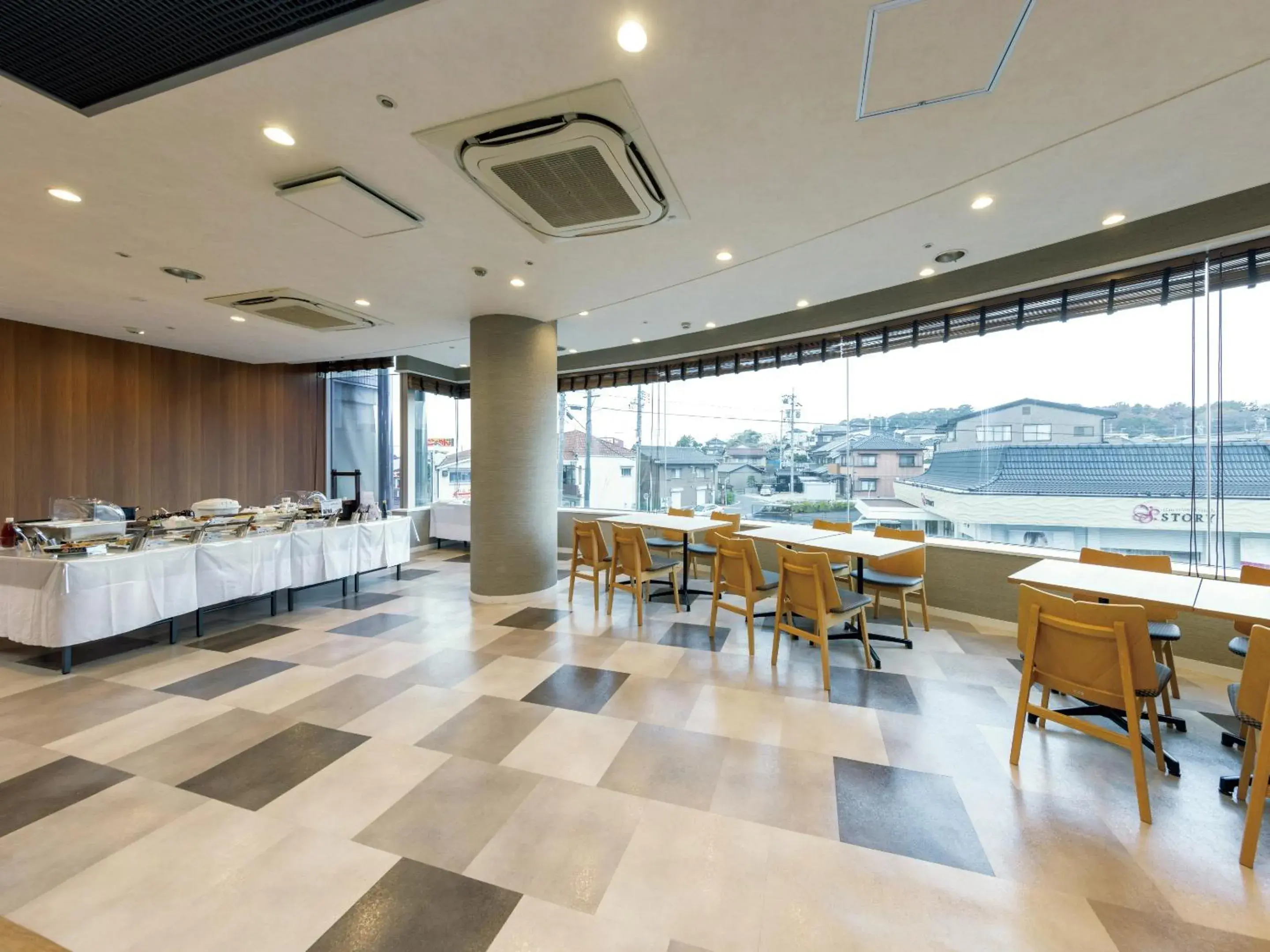 Restaurant/Places to Eat in Tokai City Hotel