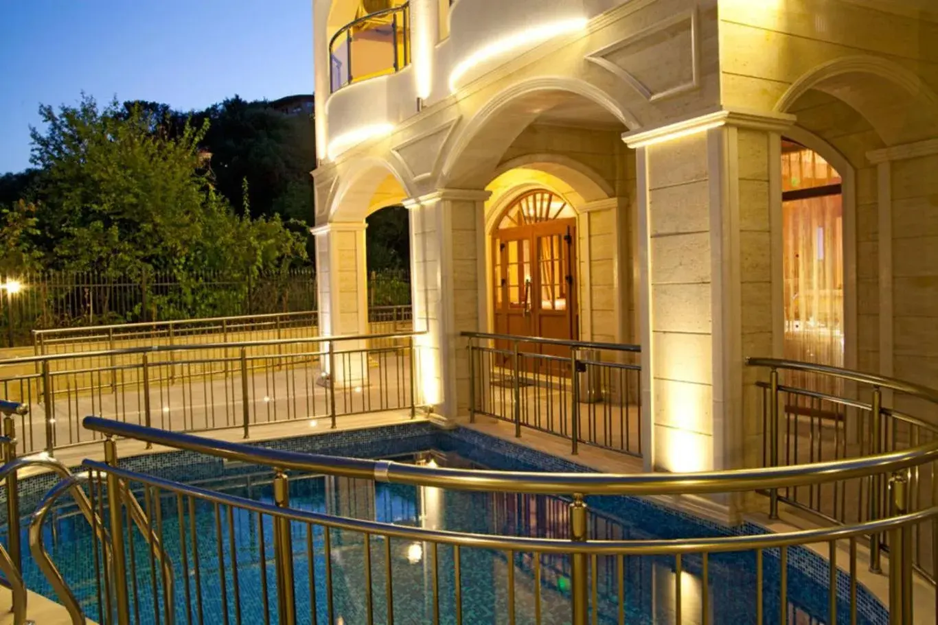 Facade/entrance, Balcony/Terrace in Aqua View