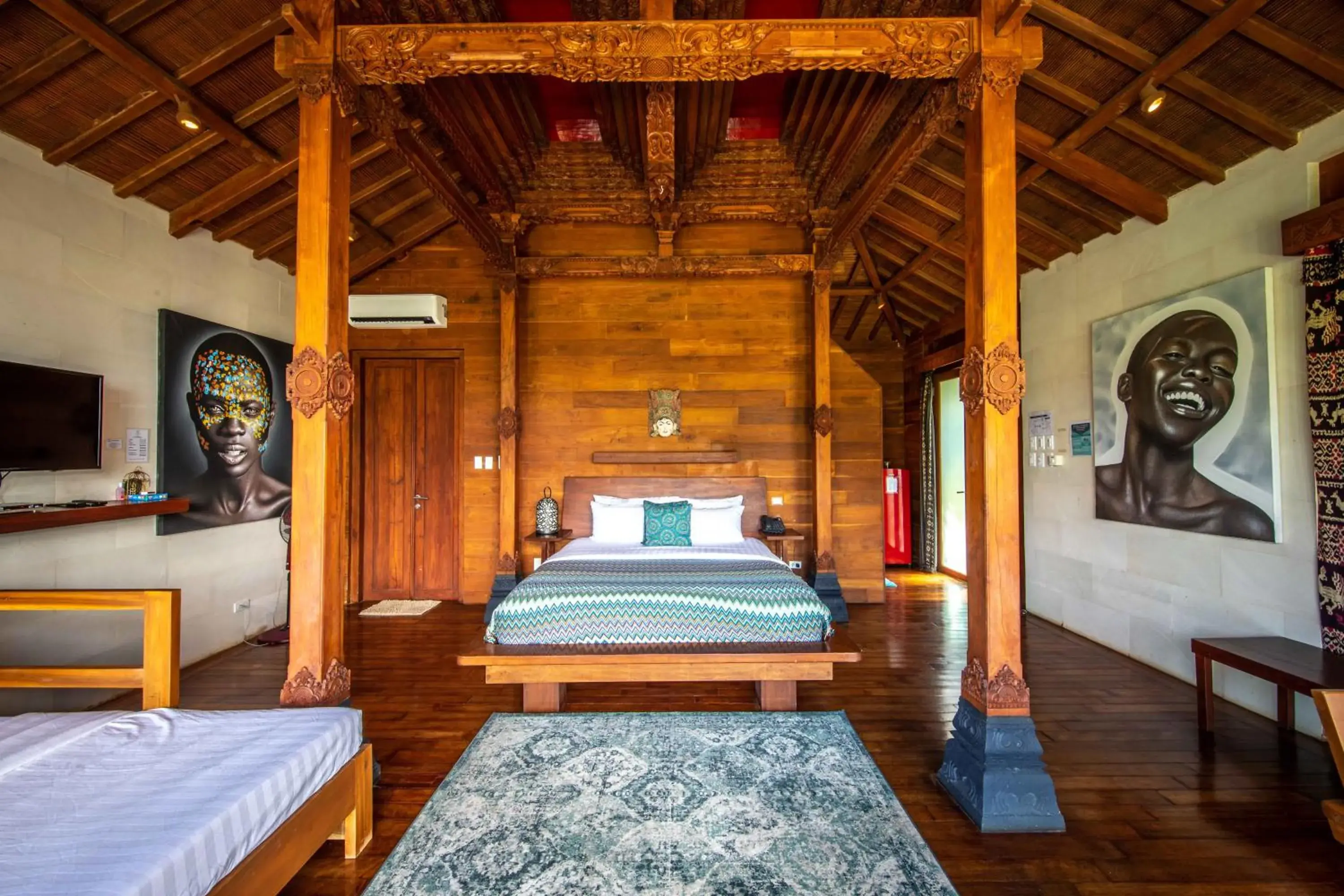 Bed in Karuna El Nido Villas