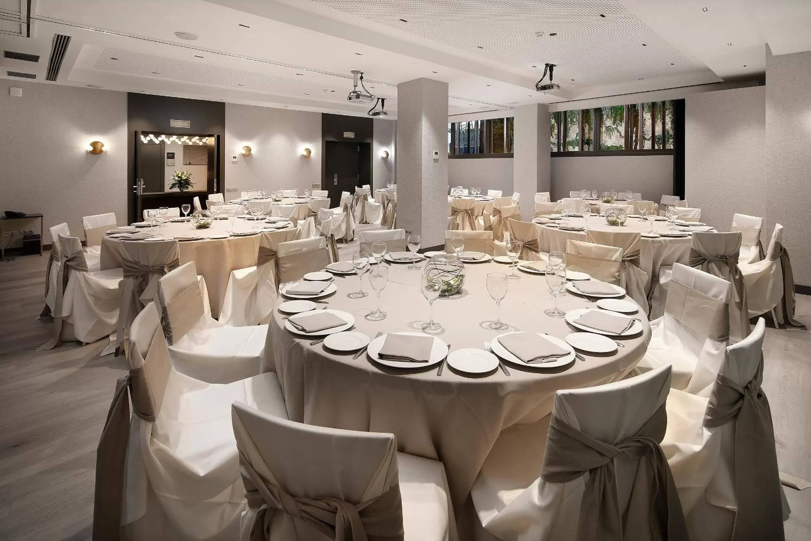 Meeting/conference room, Banquet Facilities in Olivia Plaza Hotel