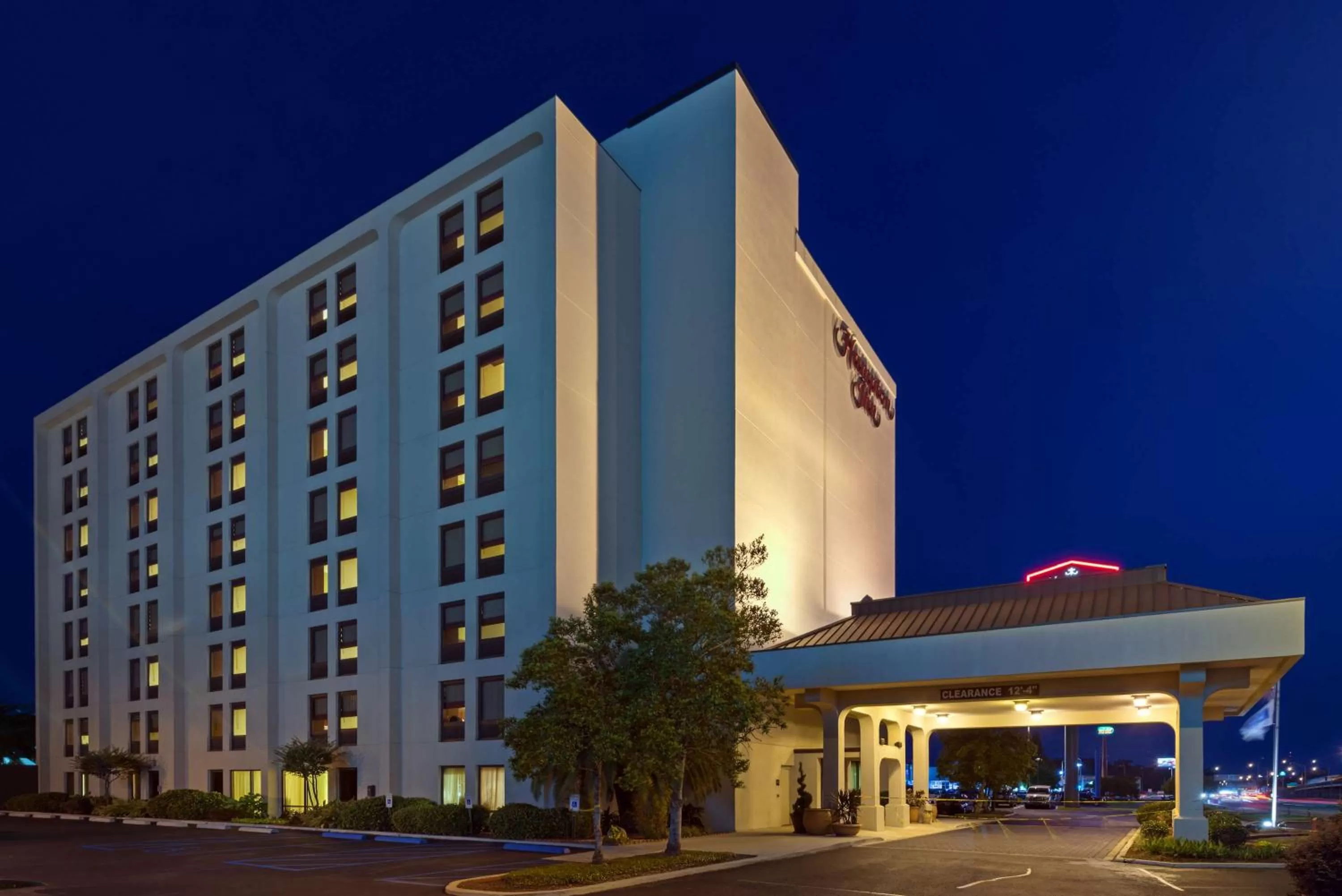 Property building in Hampton Inn I-10 & College Drive