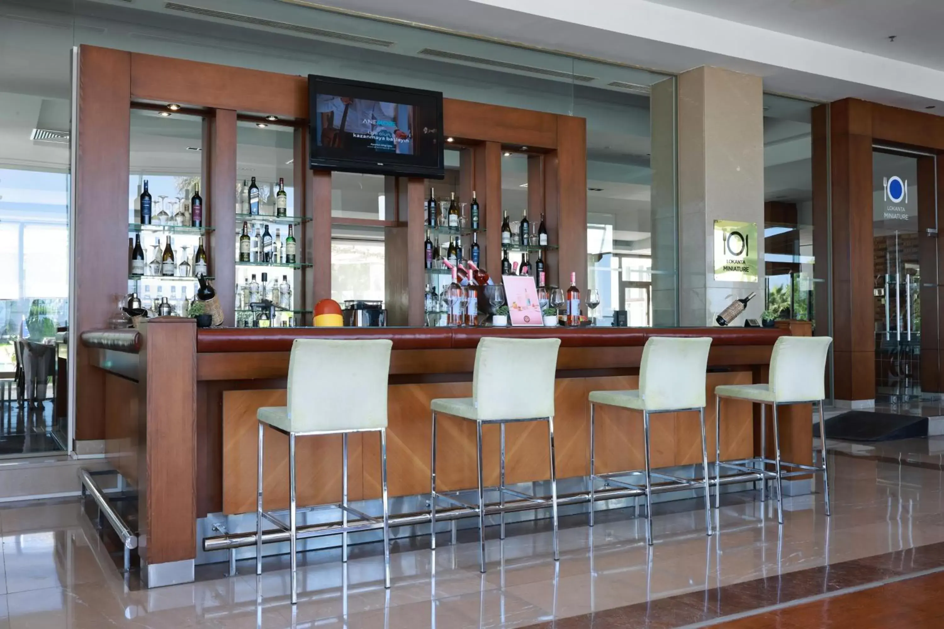 Lounge or bar, Restaurant/Places to Eat in Anemon Denizli