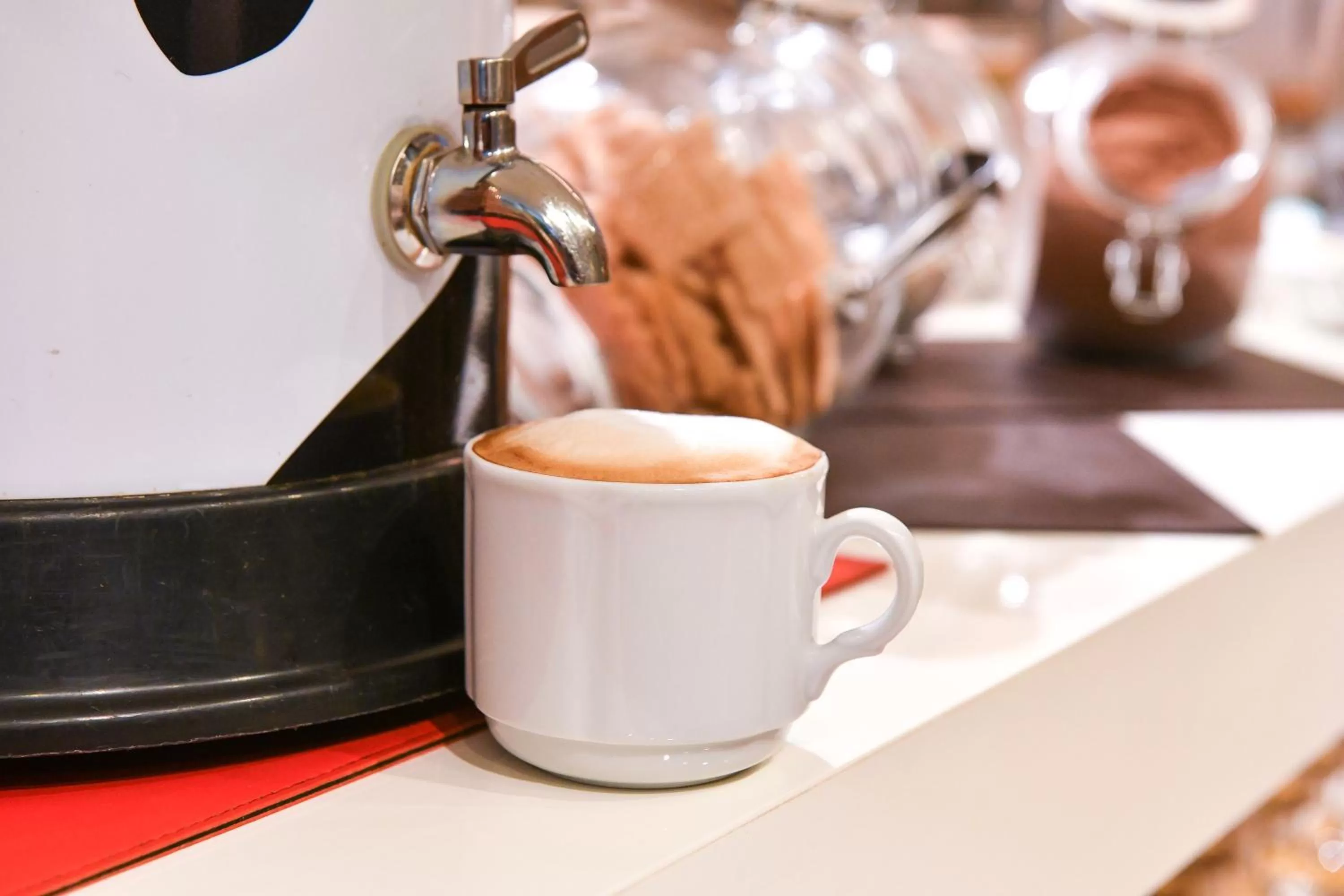 Coffee/tea facilities in Hotel Denver Mar del Plata