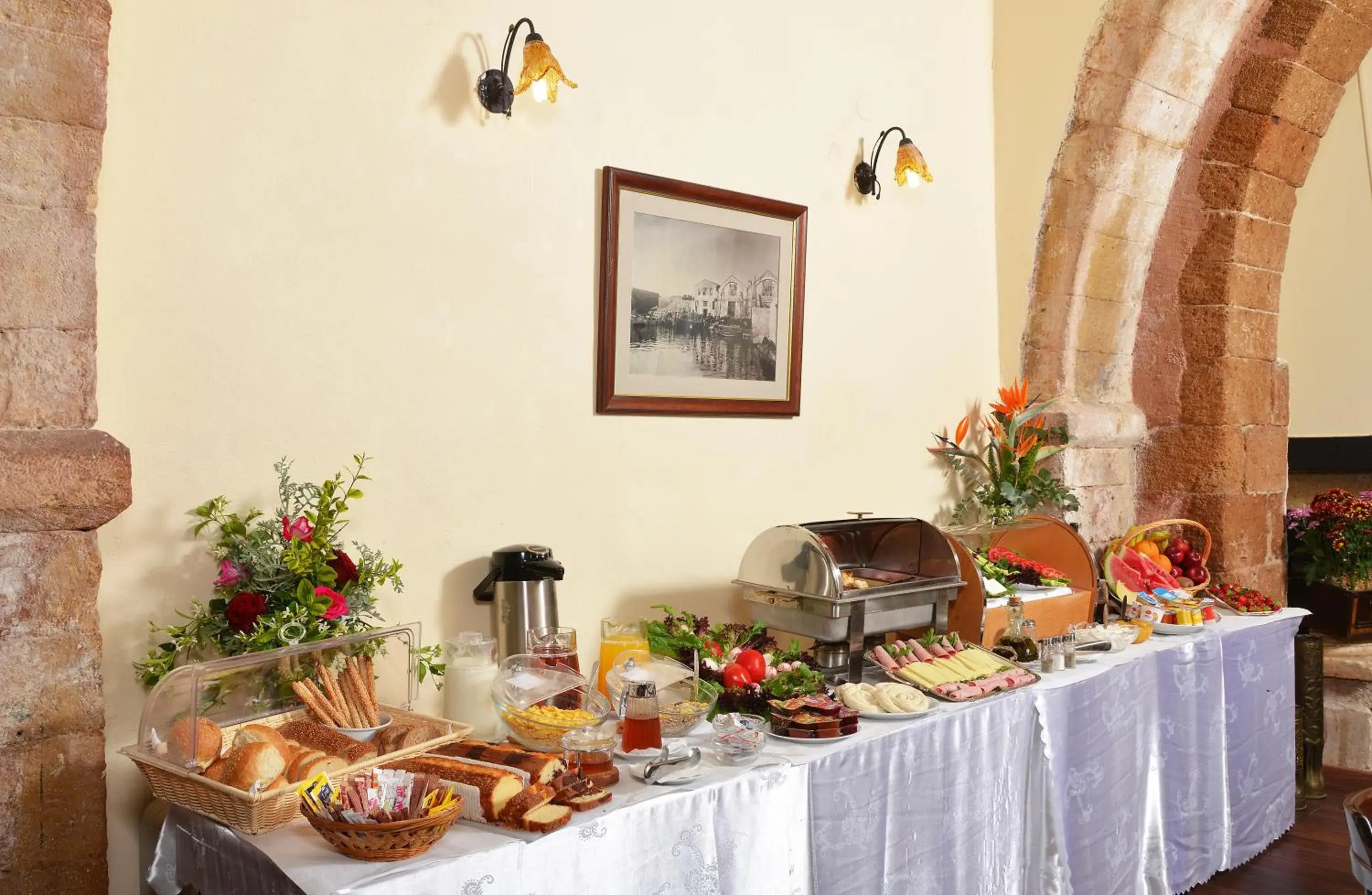 Food in Porto Del Colombo Traditional Boutique Hotel