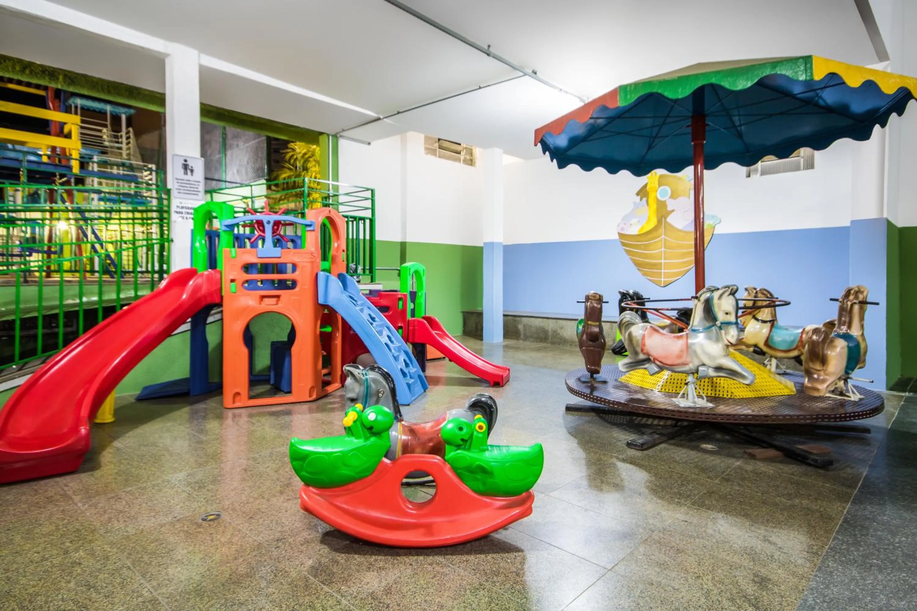 Children play ground in Hotel Nacional Inn Poços de Caldas - Lazer completo e Gastronomia no Centro