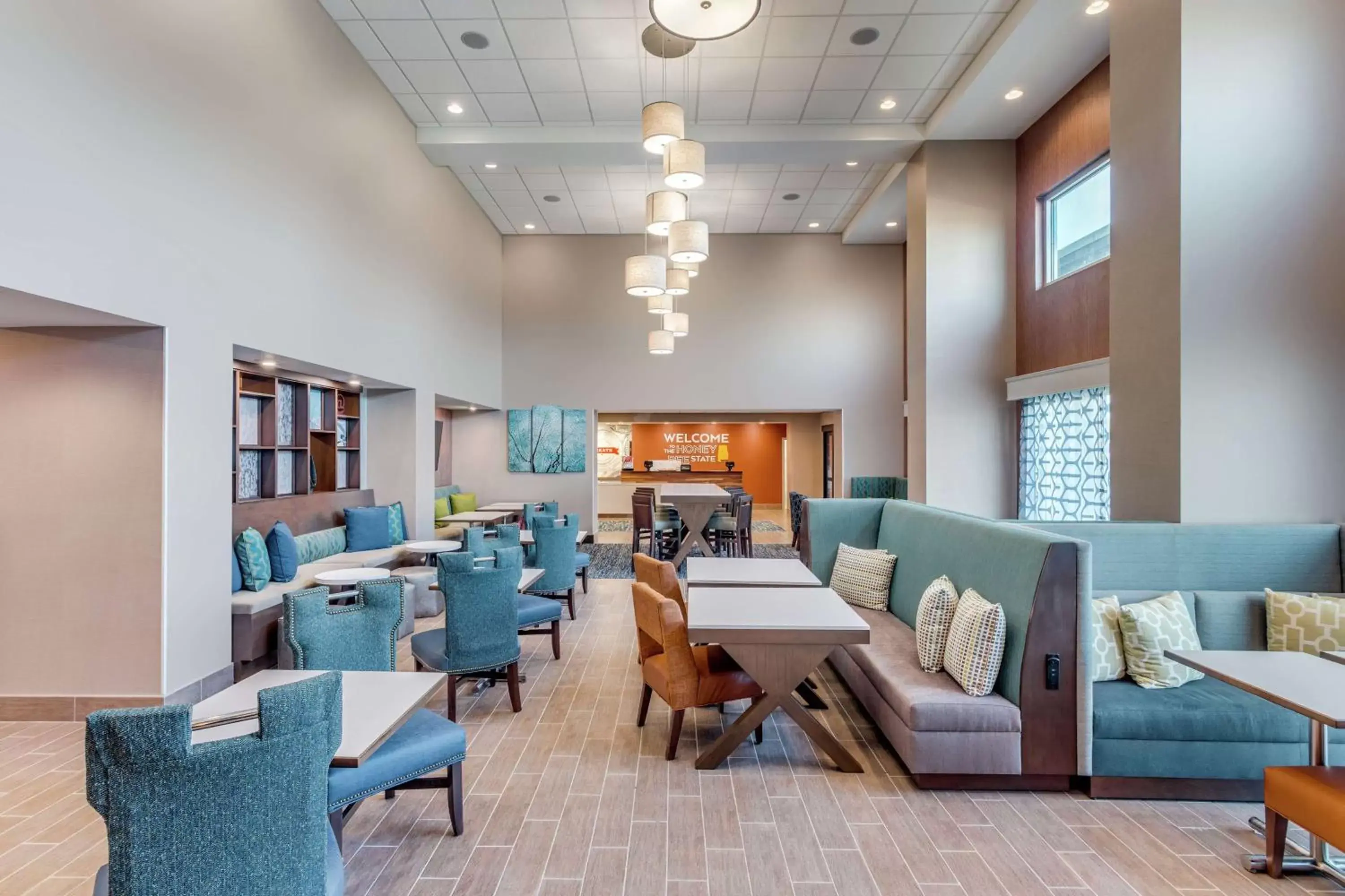 Lobby or reception, Lounge/Bar in Hampton Inn & Suites Saraland Mobile