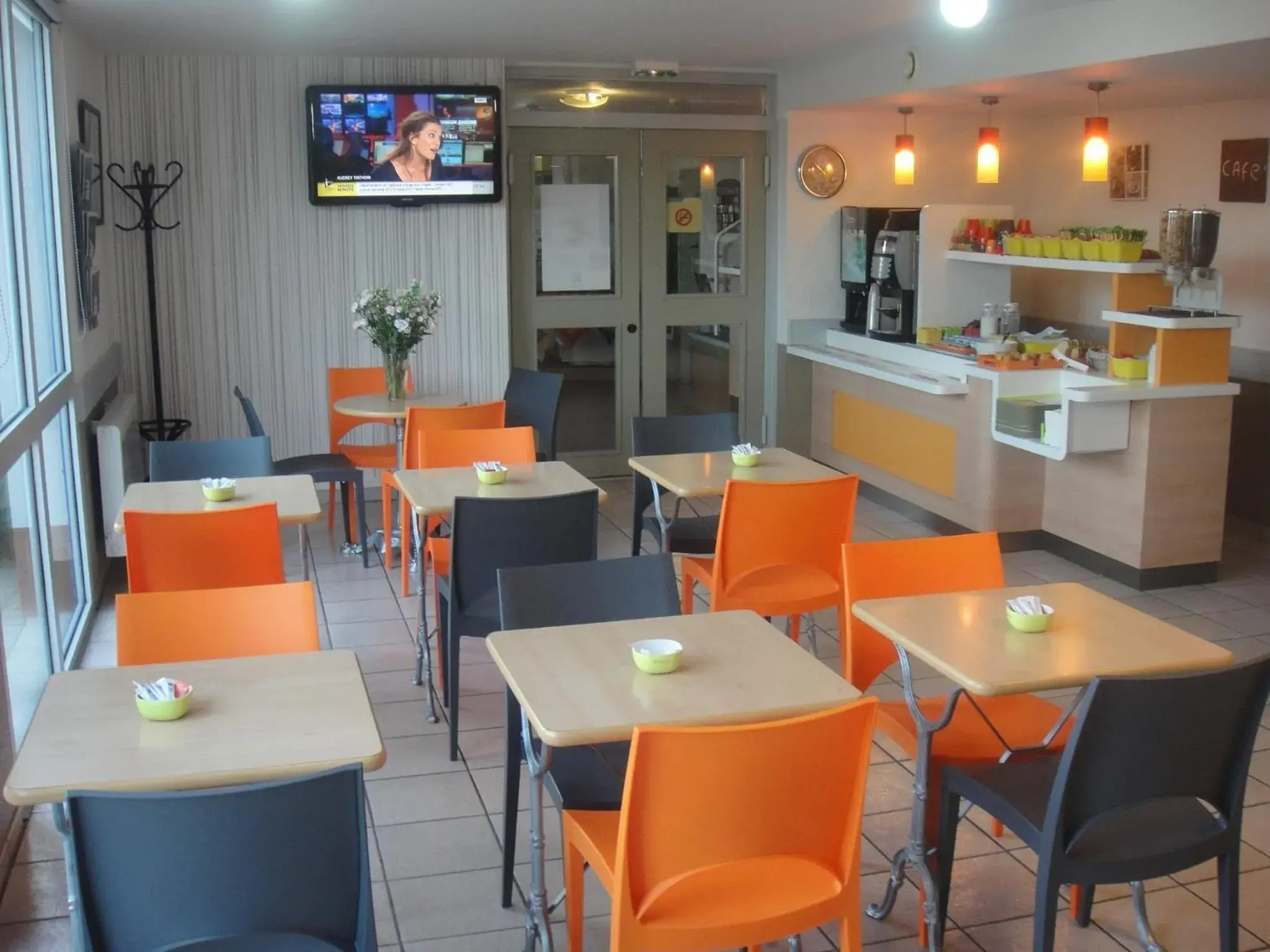 Restaurant/places to eat in ibis budget Châtellerault Nord Restaurant/places to eat in ibis budget Châtellerault Nord