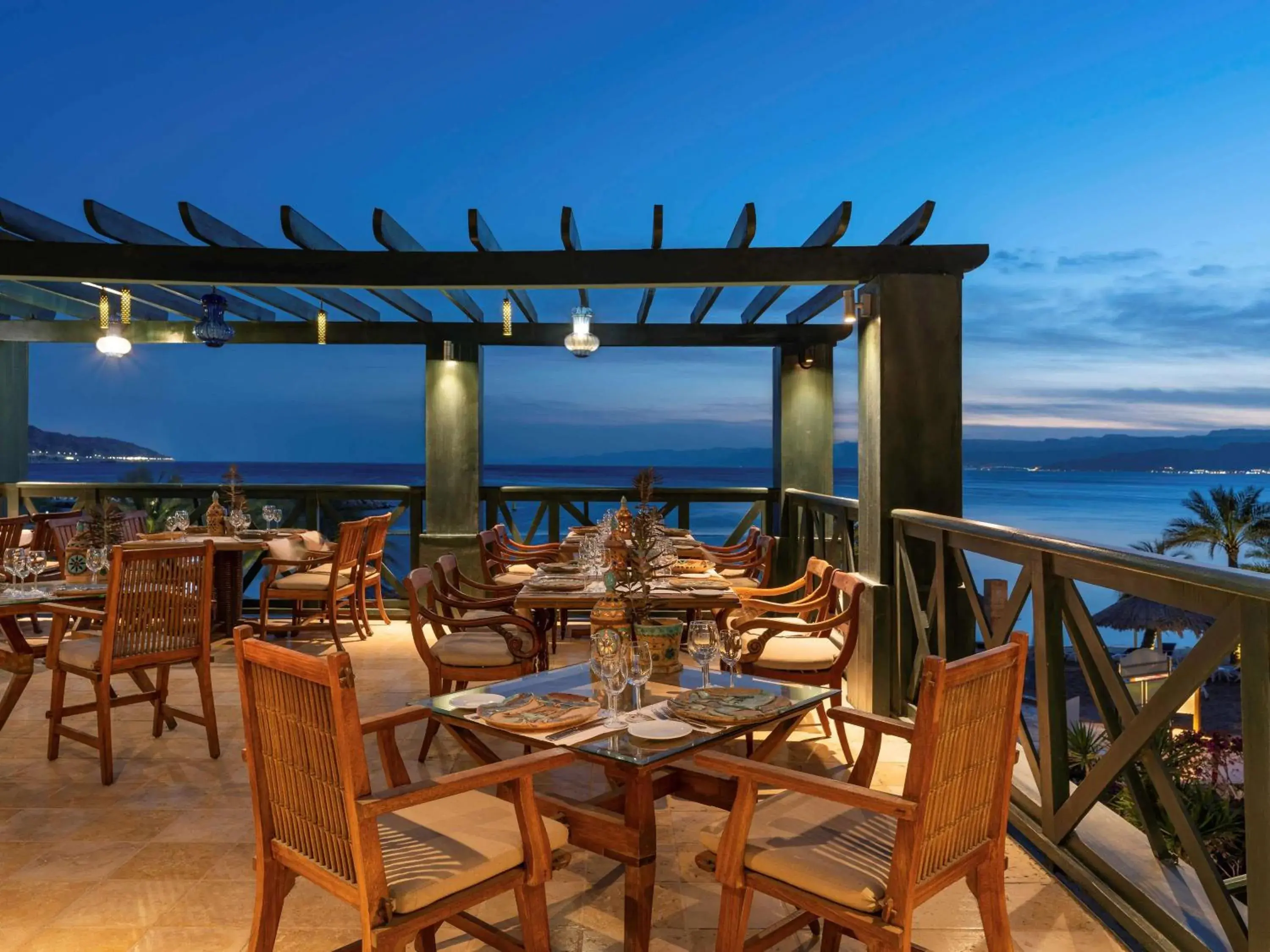 Restaurant/Places to Eat in Movenpick Resort & Residences Aqaba