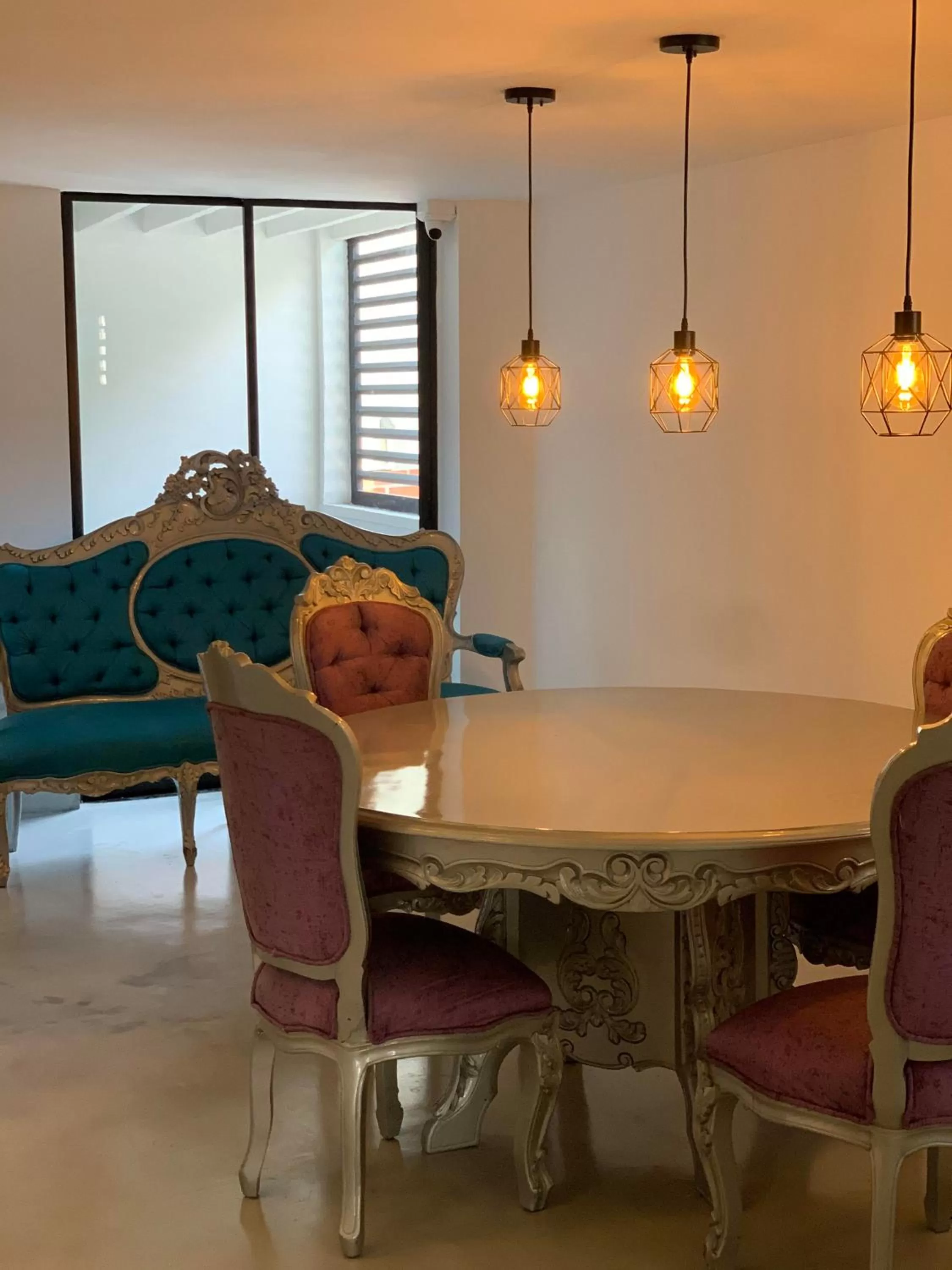 Dining area in Hotel 14-04