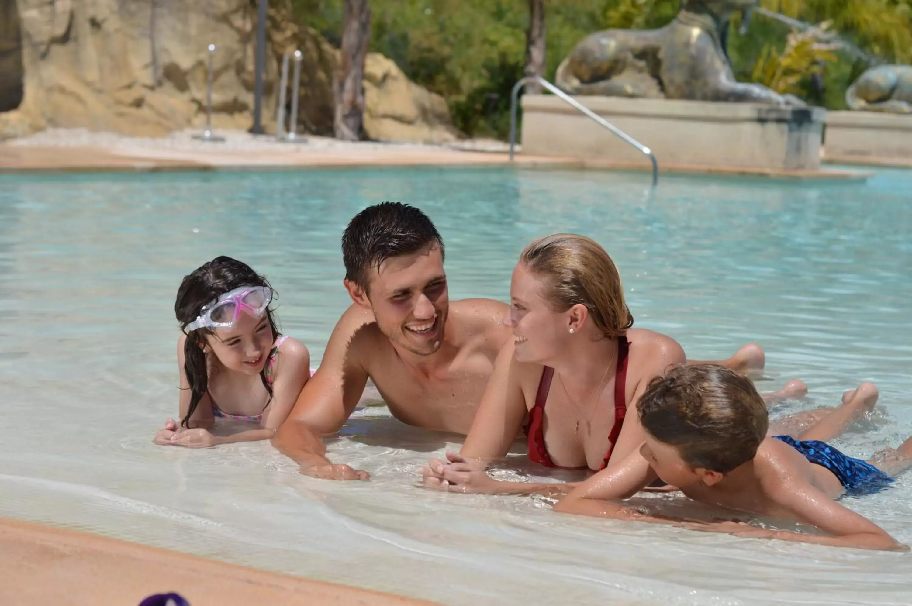 Swimming Pool in Grand Luxor Hotel