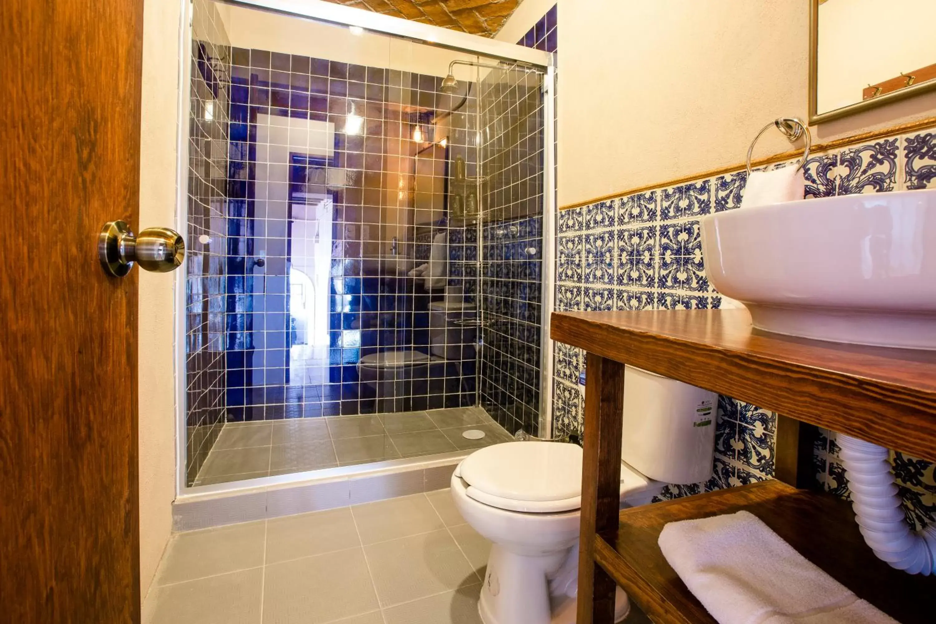 Bathroom in Selina San Miguel de Allende