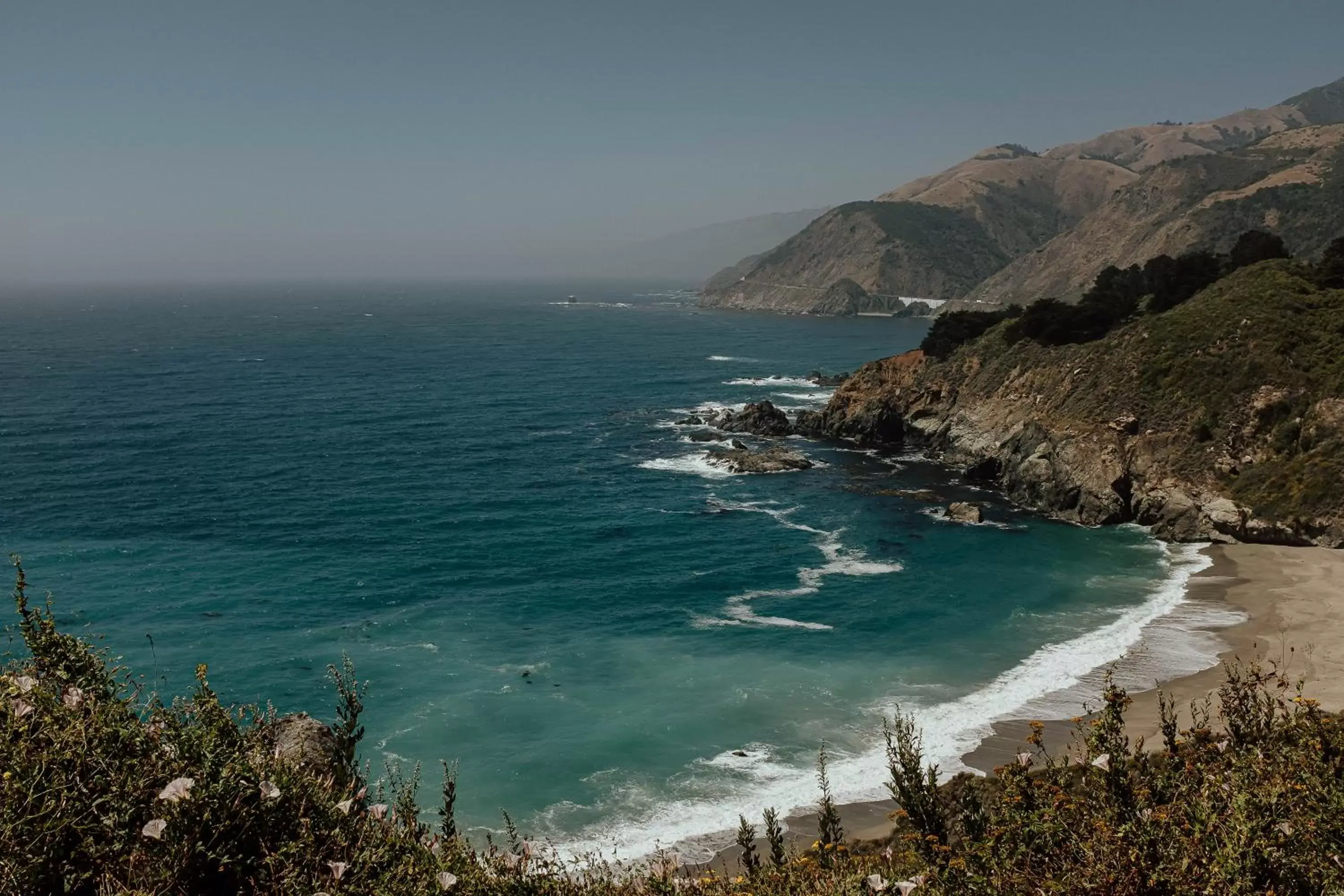 Natural landscape in Fireside Inn on Moonstone Beach