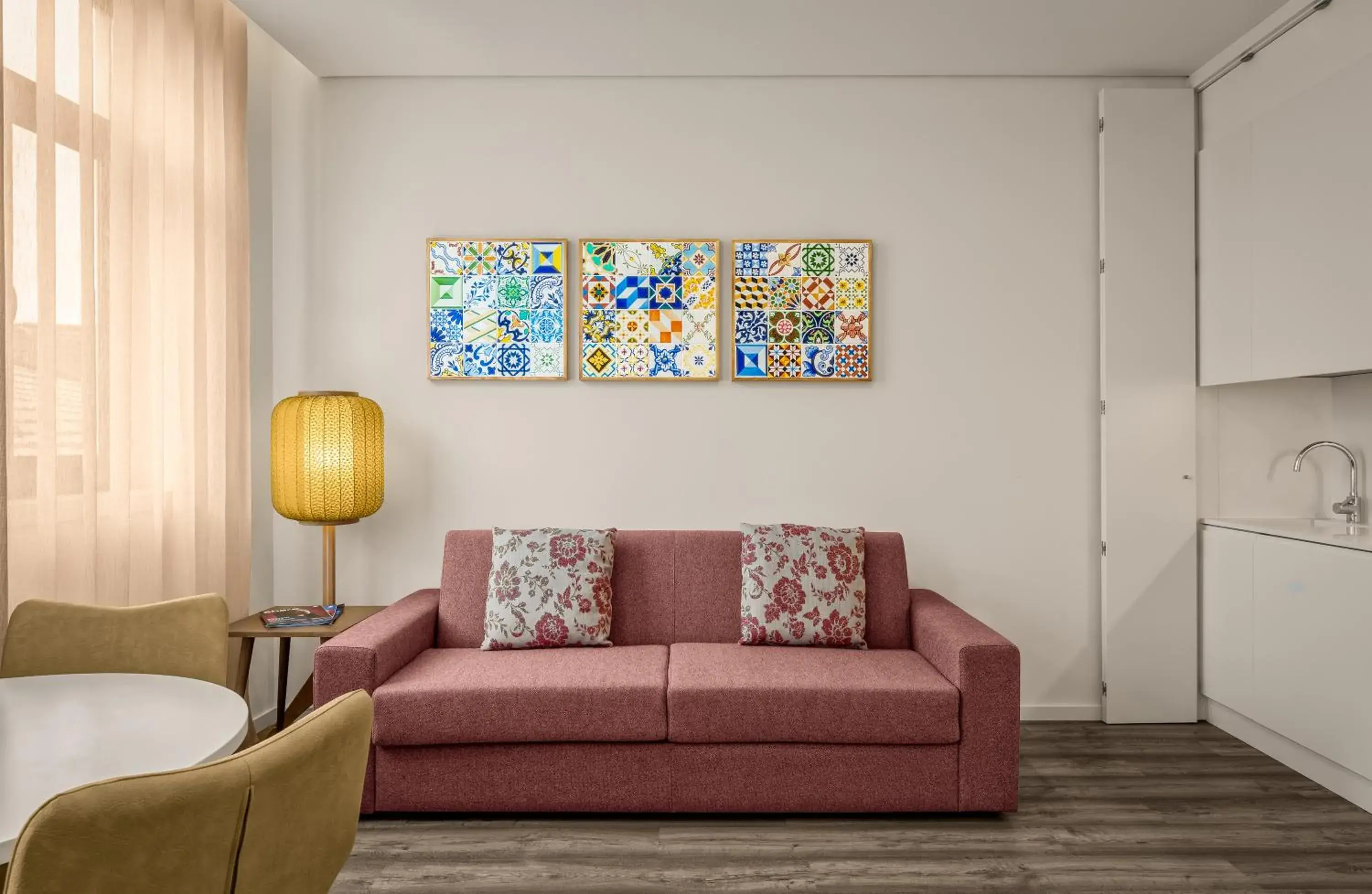 Living room, Seating Area in 296 Heritage Apartments