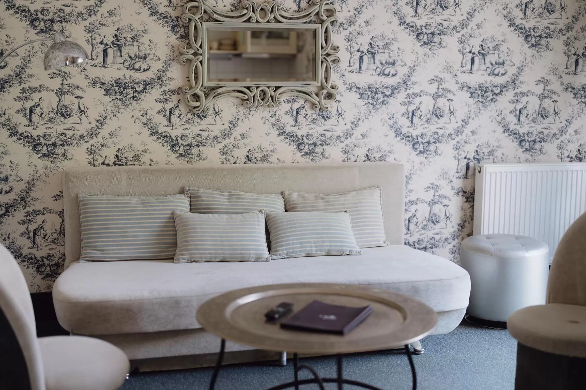 Seating area in Moon Garden Old Town Hotel