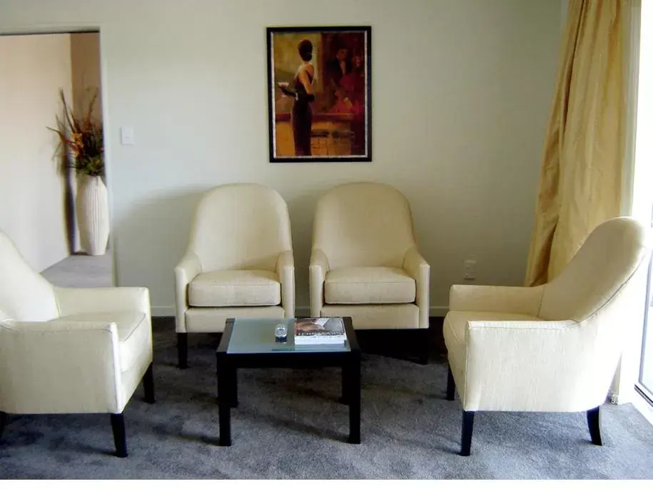 Seating Area in Salerno Motel Apartments