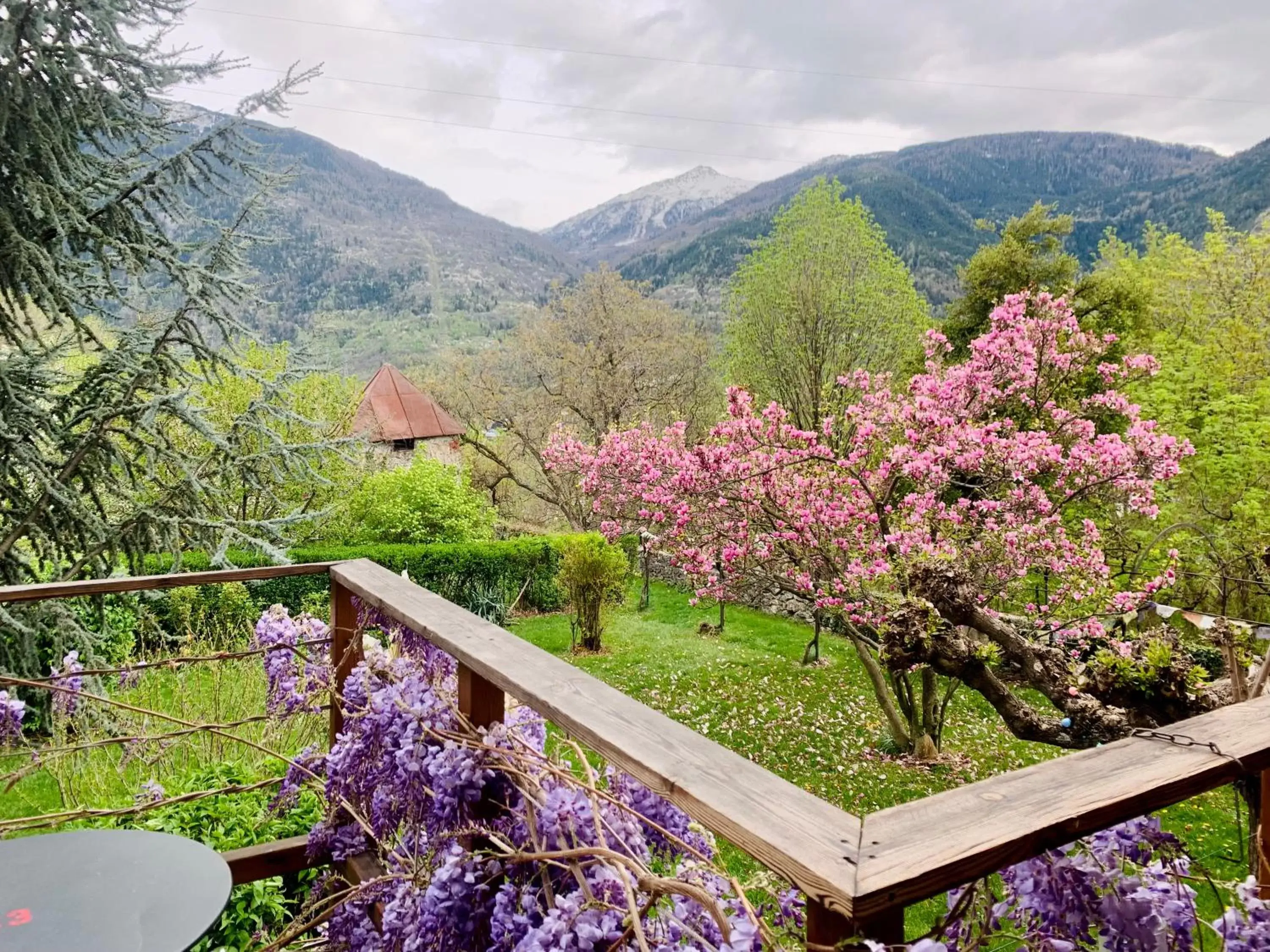 Balcony/Terrace, Mountain View in Château du Vigny - Maison d'hôtes