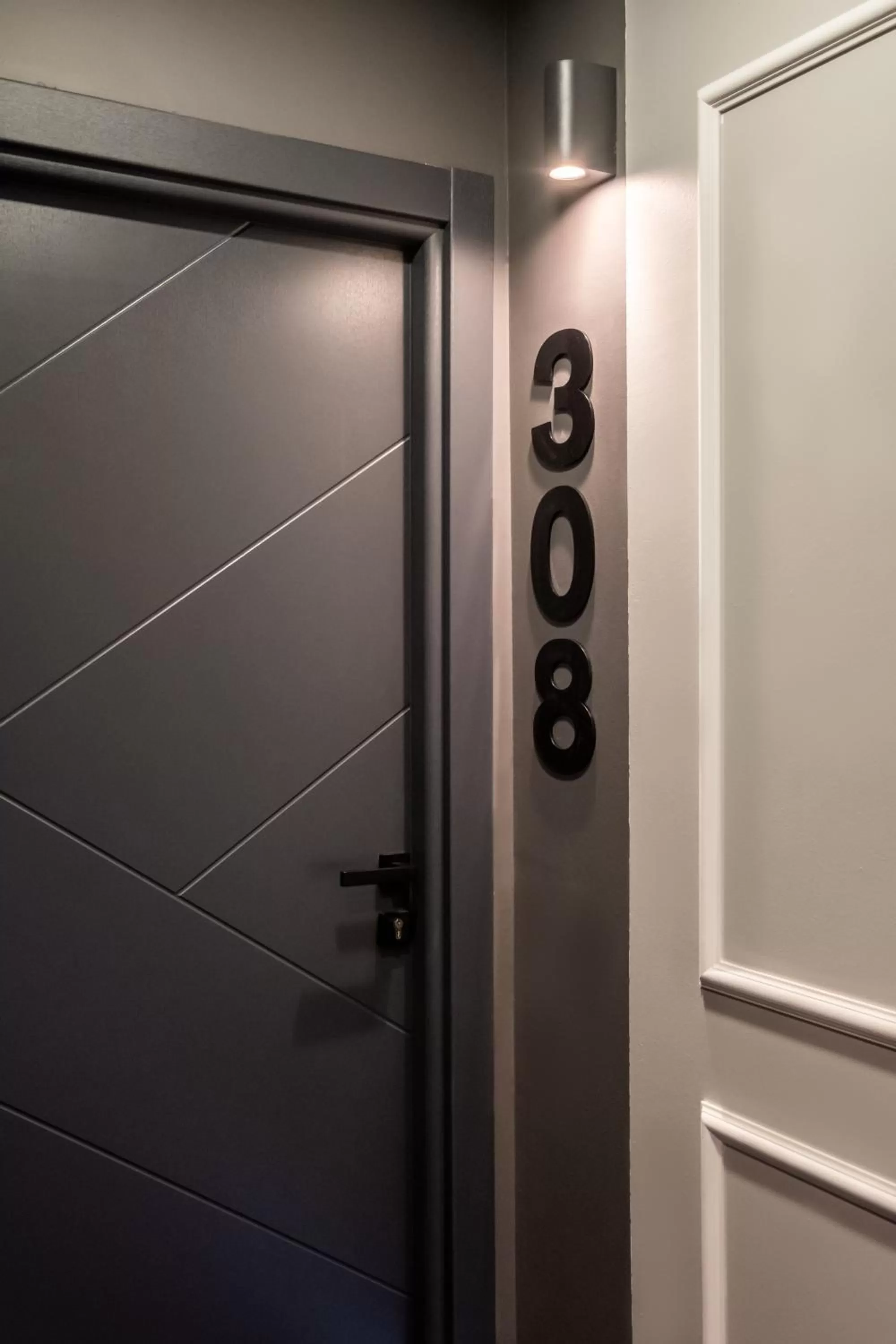 Property building in The Queen Hotel