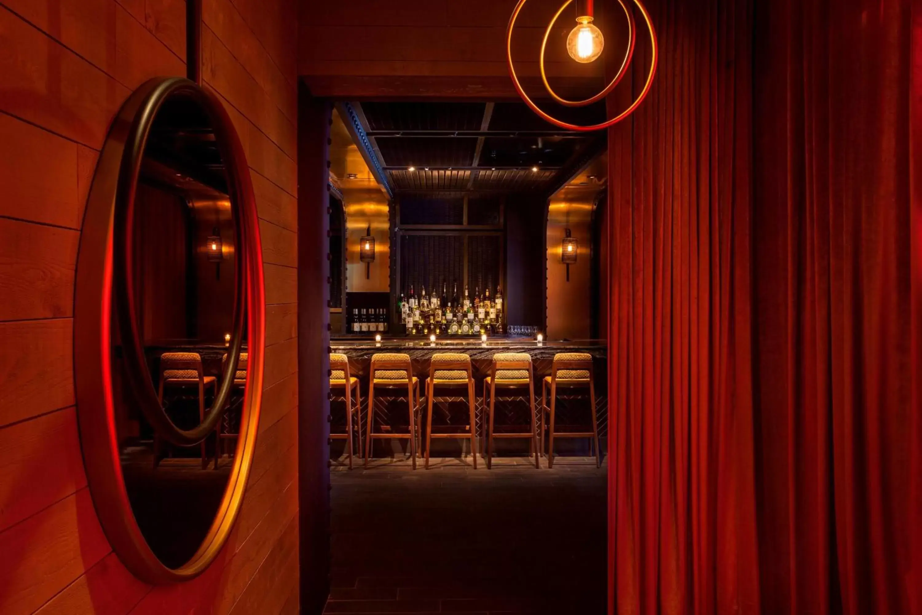 Lounge or bar, Restaurant/Places to Eat in MOXY NYC Times Square