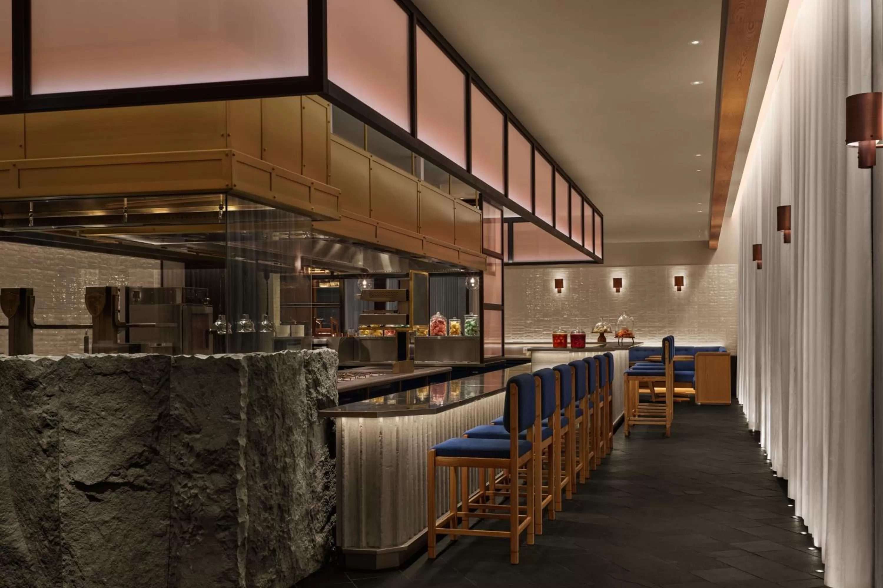 Restaurant/places to eat in The Reykjavik EDITION