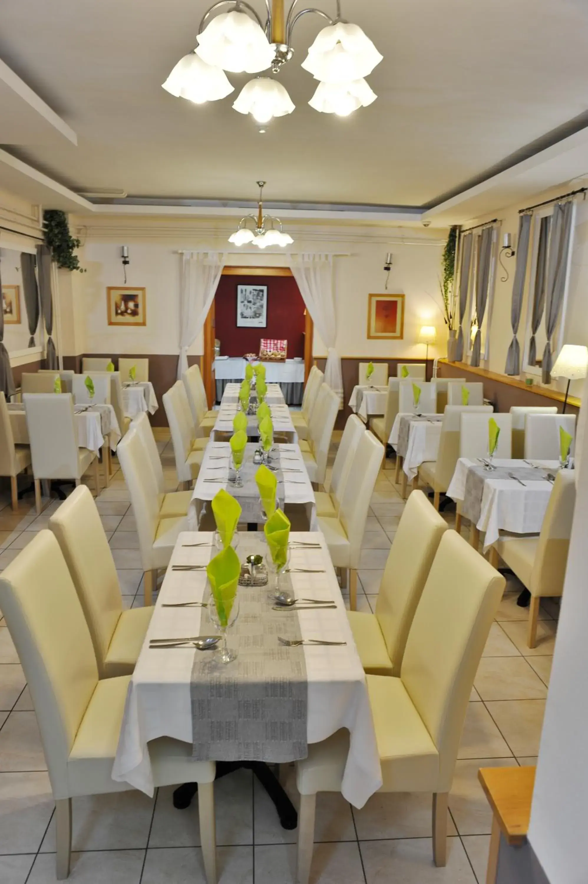 Banquet Facilities in Hotel Papillon