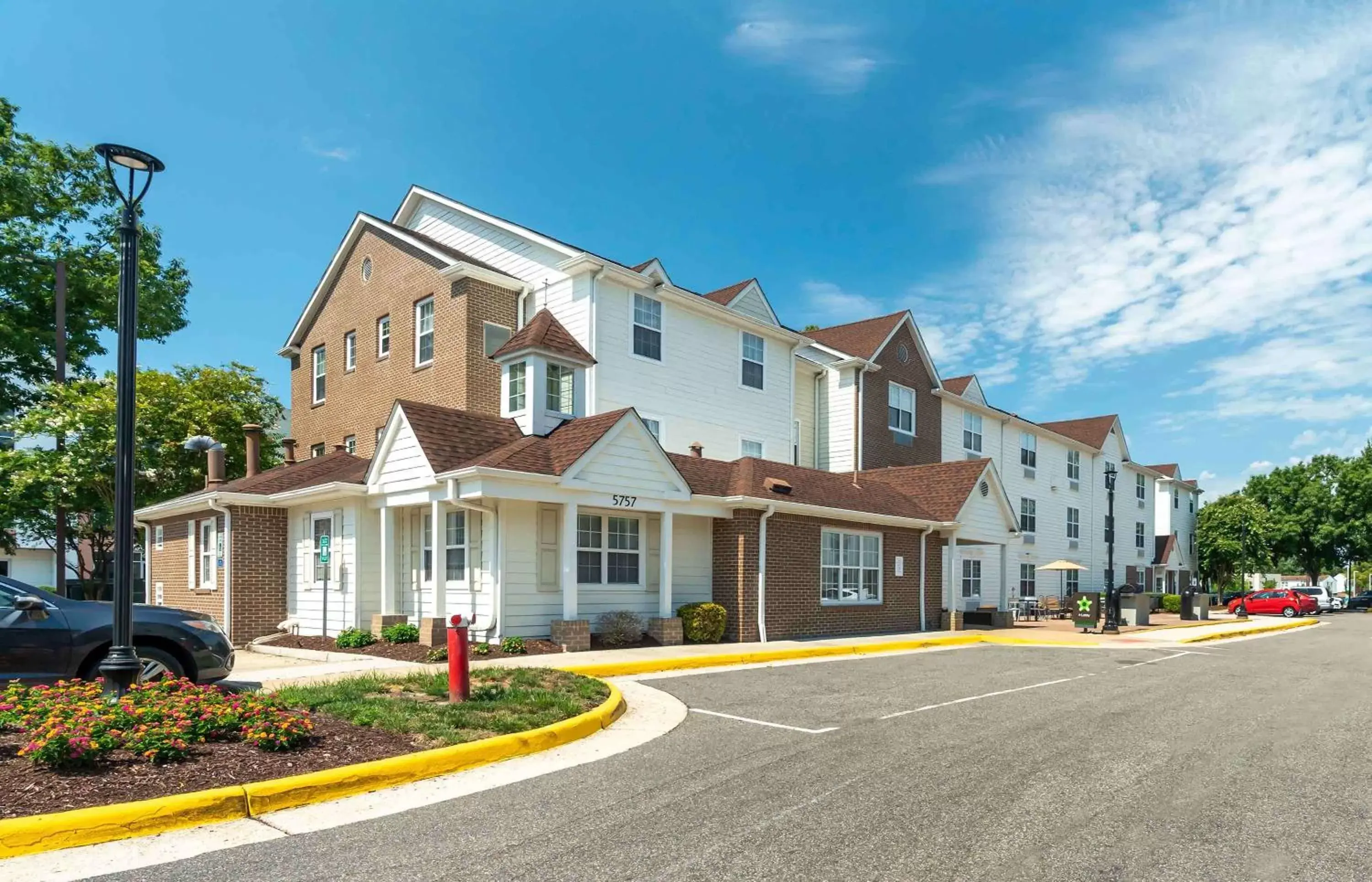 Property Building in Extended Stay America Suites - Virginia Beach