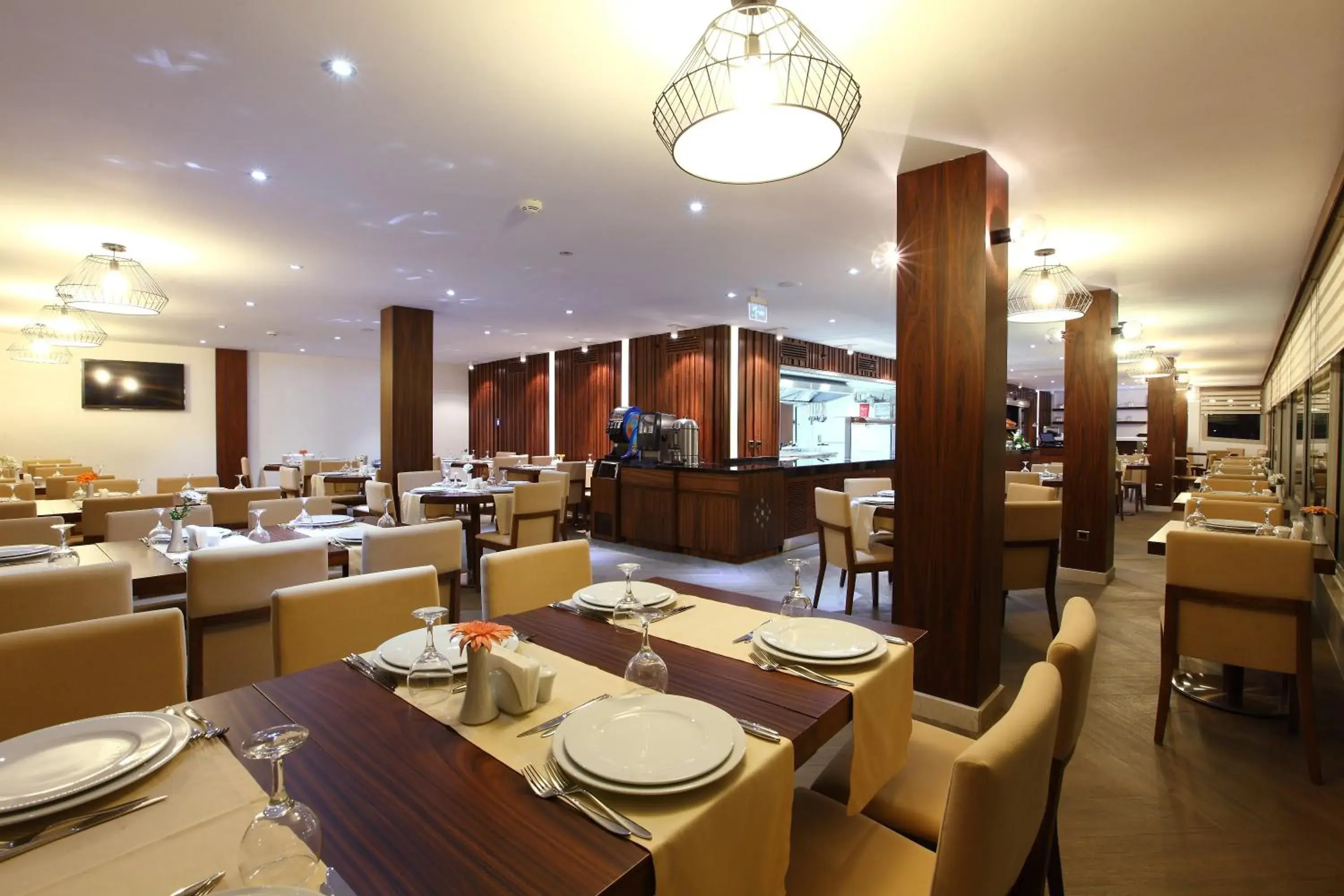 Restaurant/Places to Eat in Victory Hotel & Spa Istanbul
