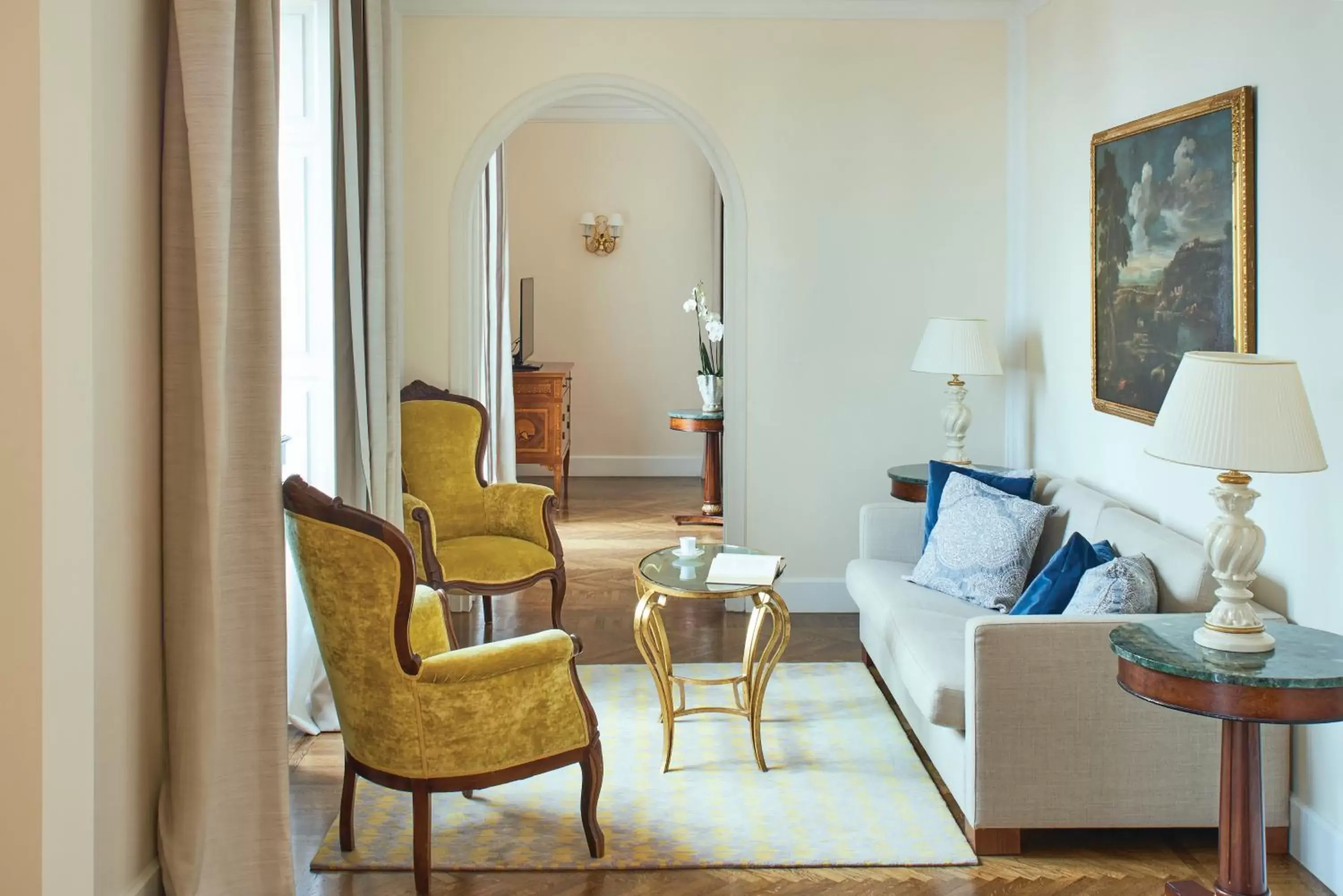 Living room, Seating Area in Grand Hotel Timeo, A Belmond Hotel, Taormina