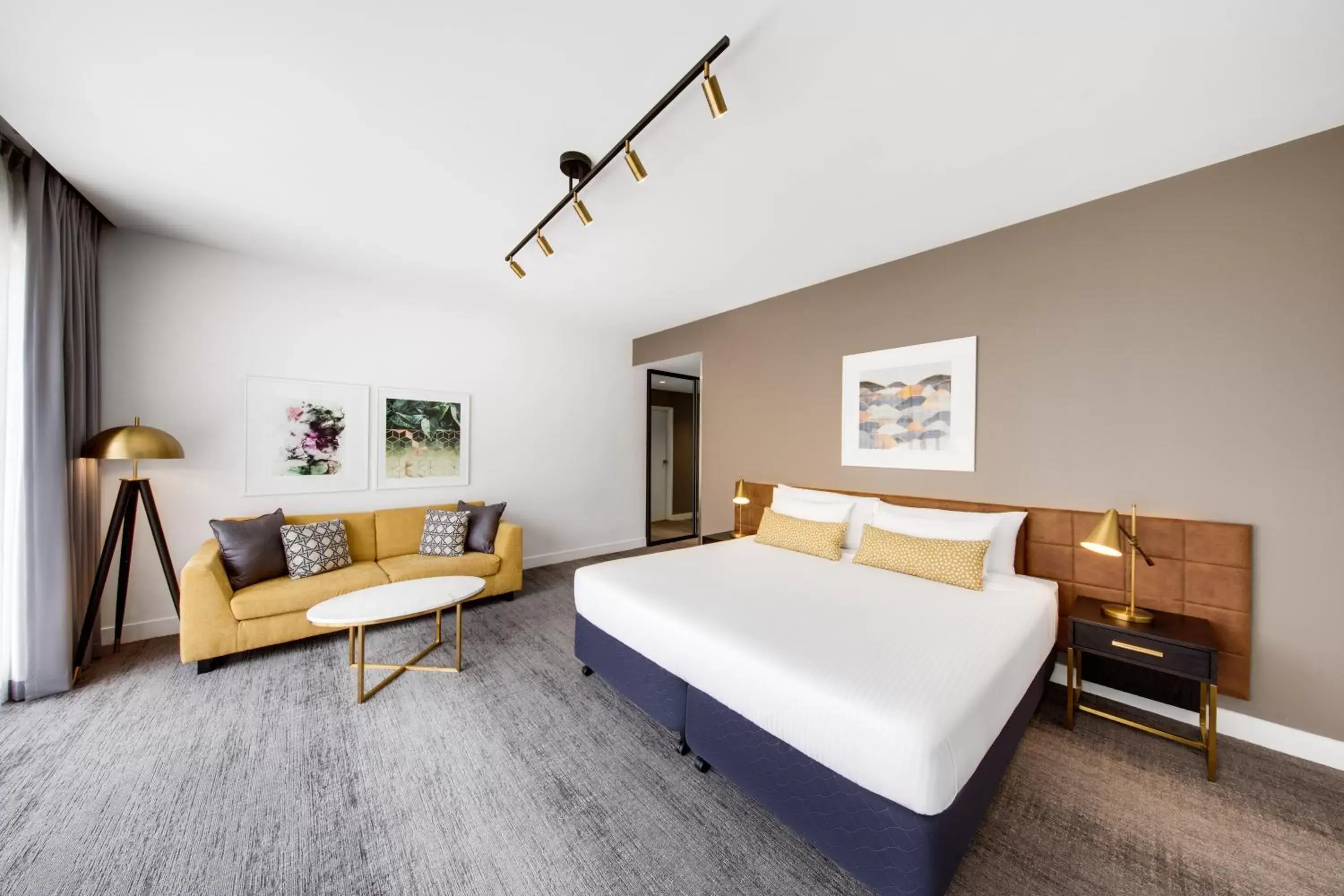 Bedroom, Bed in Vibe Hotel Sydney Bedroom, Bed in Vibe Hotel Sydney