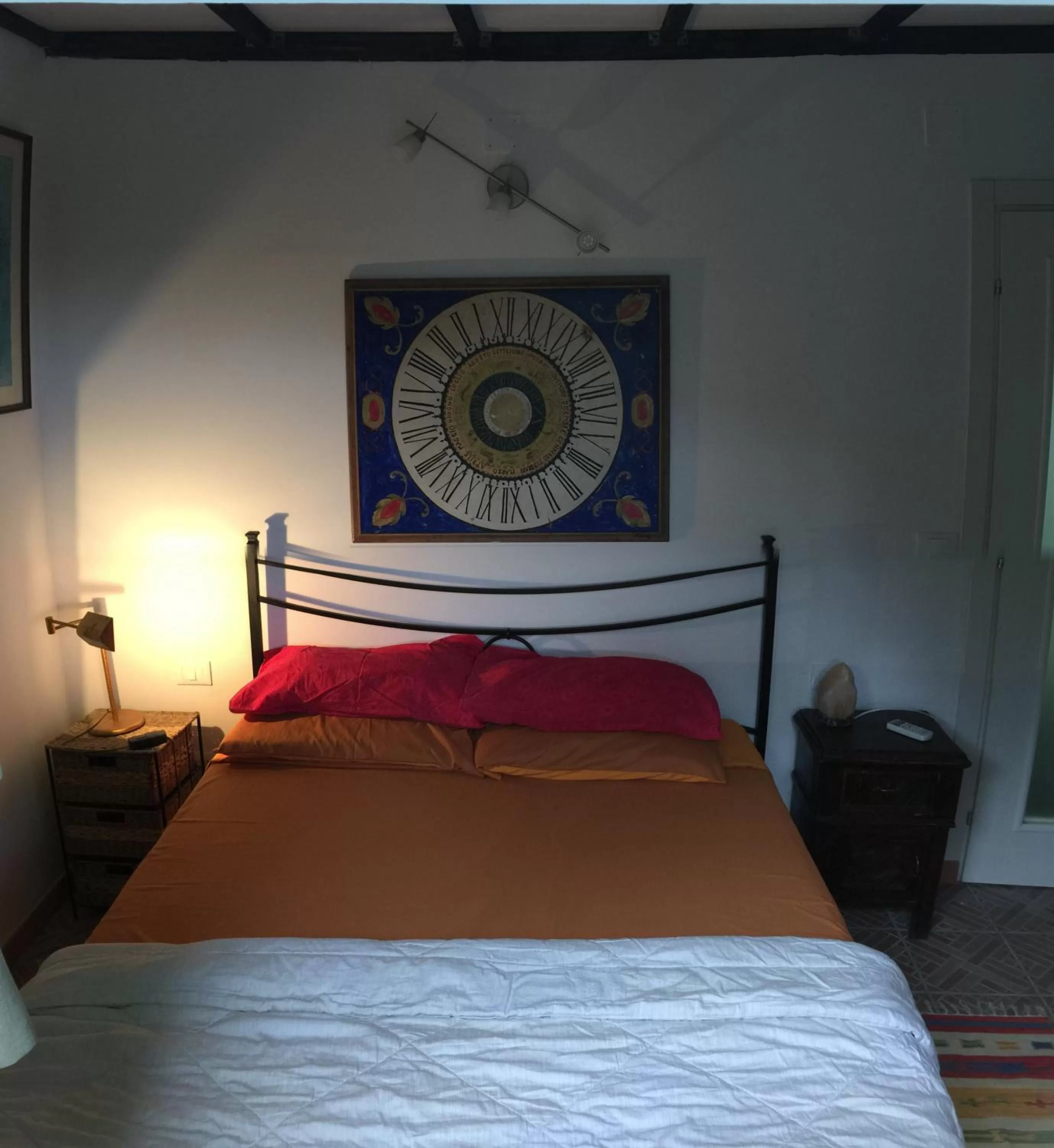 Photo of the whole room, Bed in Su da noi