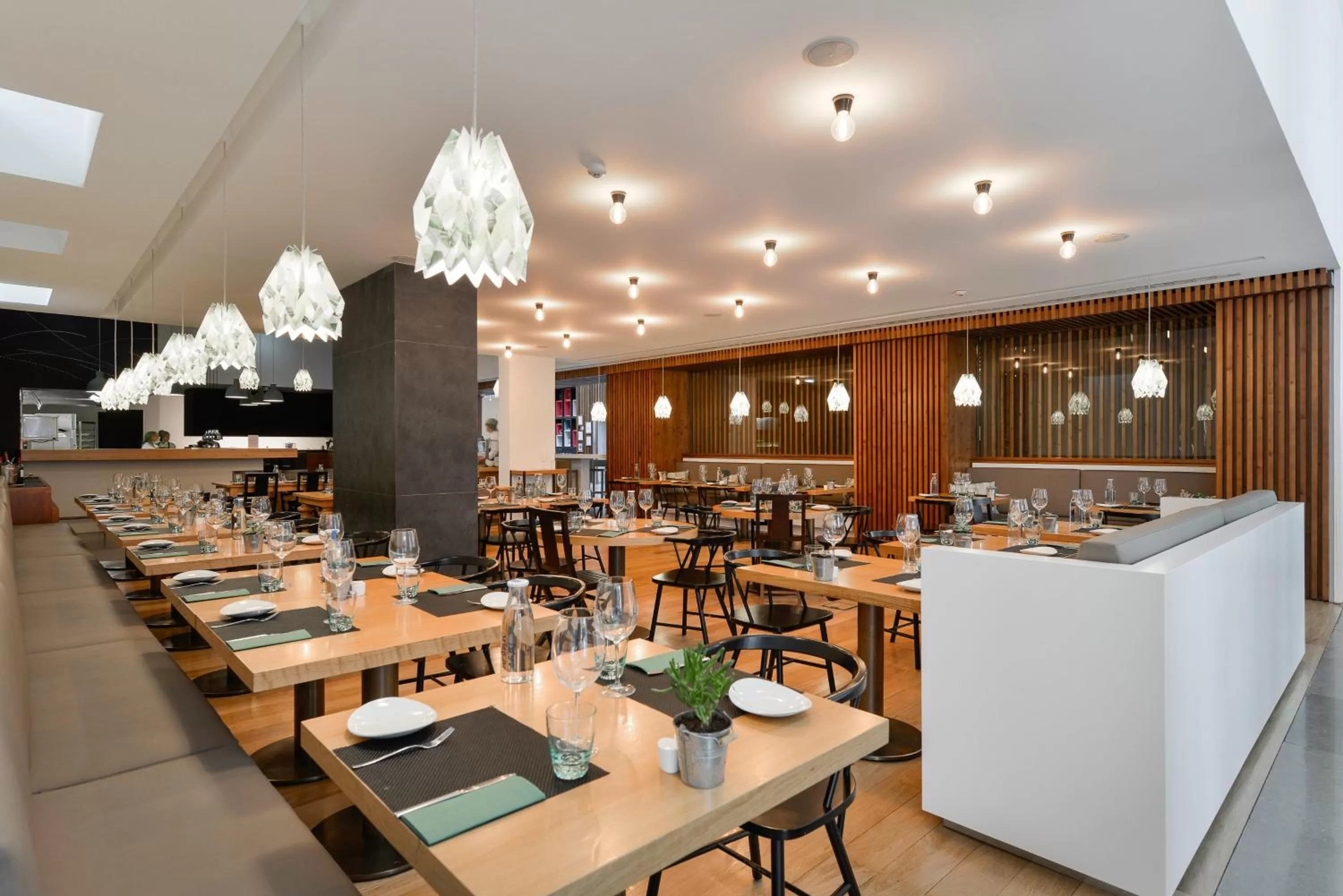Restaurant/places to eat in Inspira Liberdade Boutique Hotel