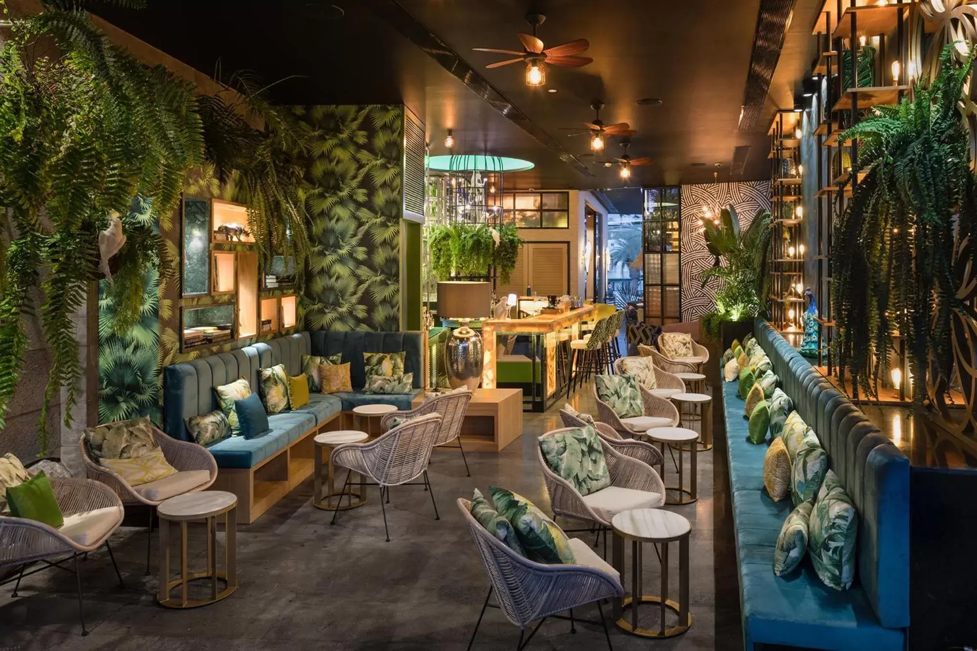 Lounge or bar, Restaurant/Places to Eat in La Isla y el Mar, Hotel Boutique