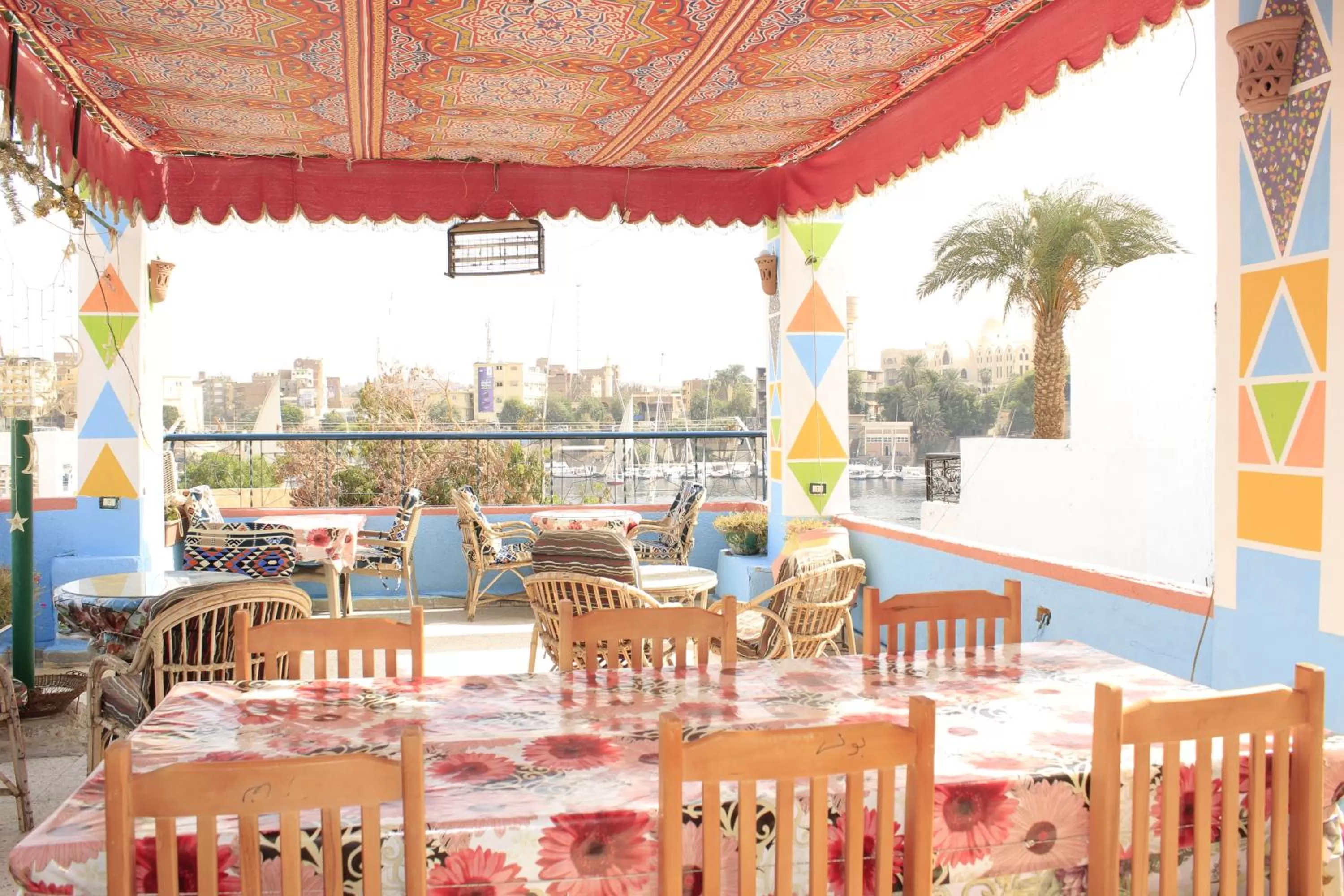 Restaurant/places to eat in Nuba Dool