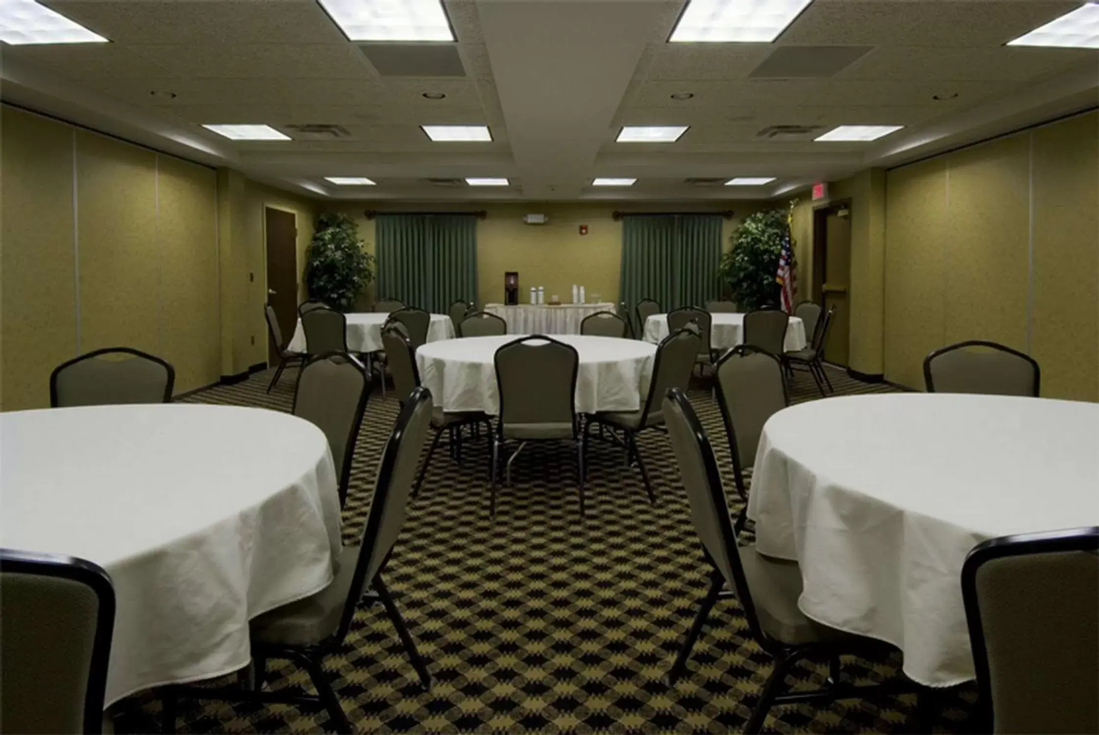 Meeting/conference room, Banquet Facilities in Hampton Inn Marshall