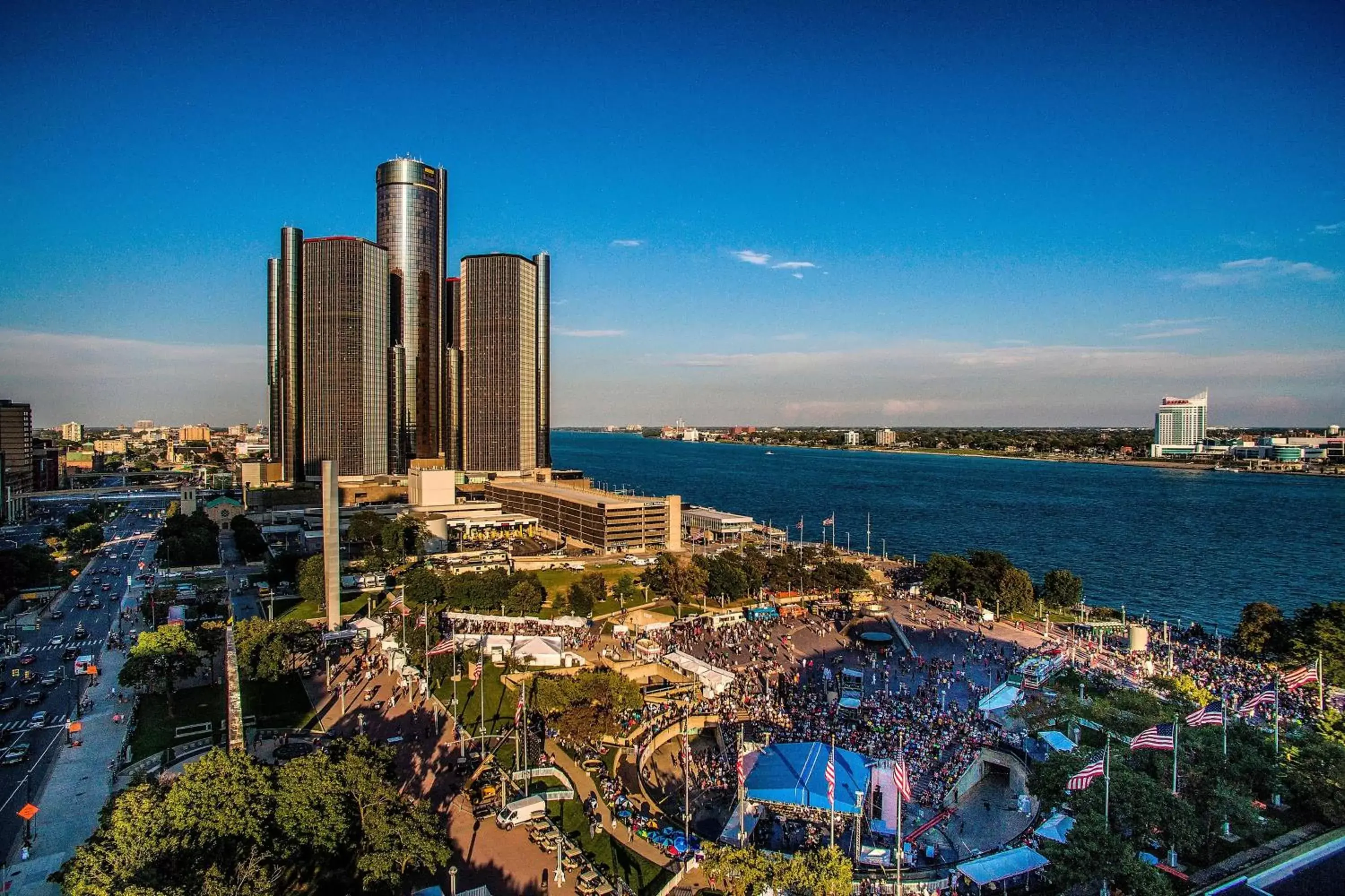 Property building in Detroit Marriott at the Renaissance Center