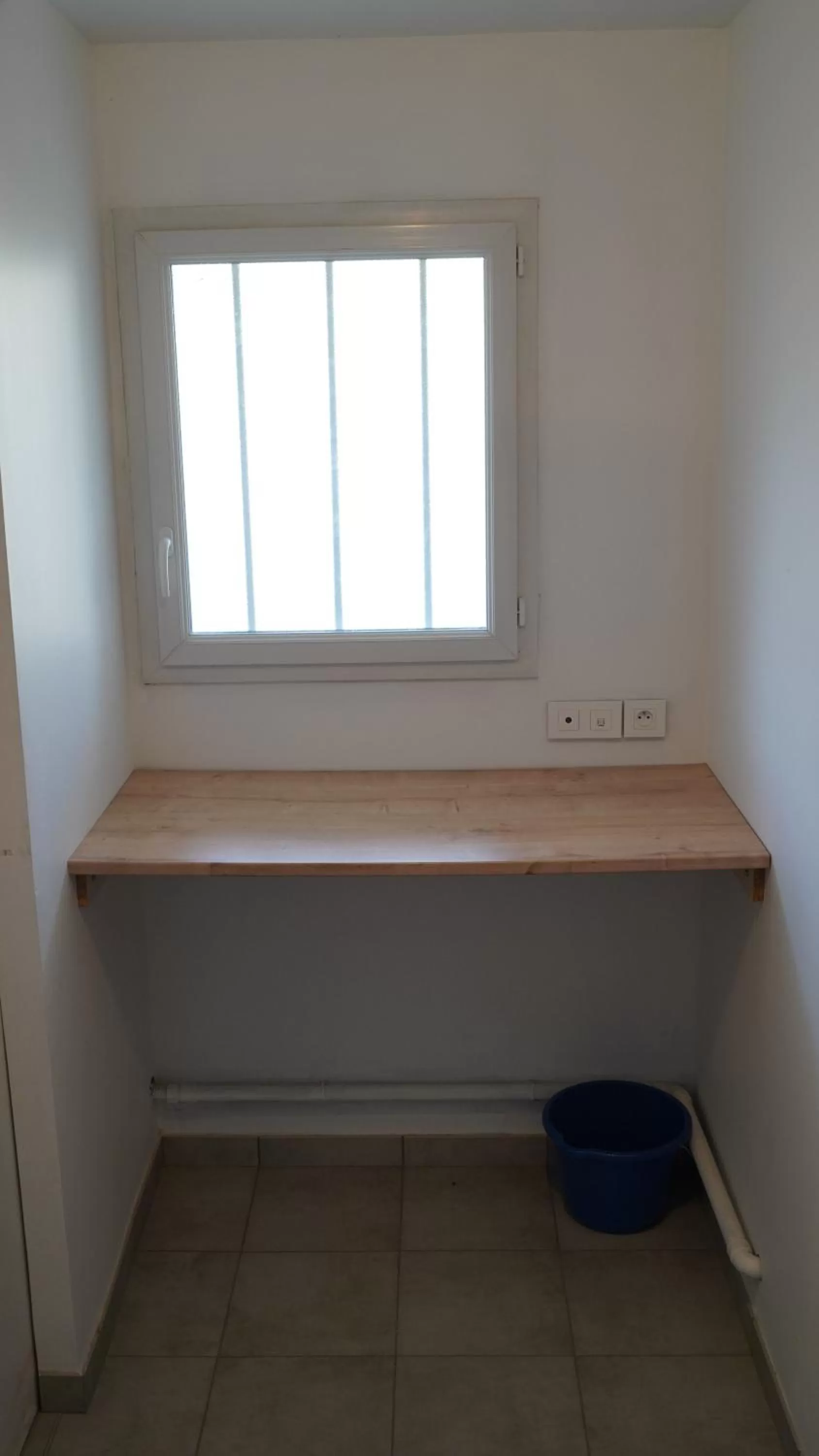 Area and facilities in Apparts Confort 87