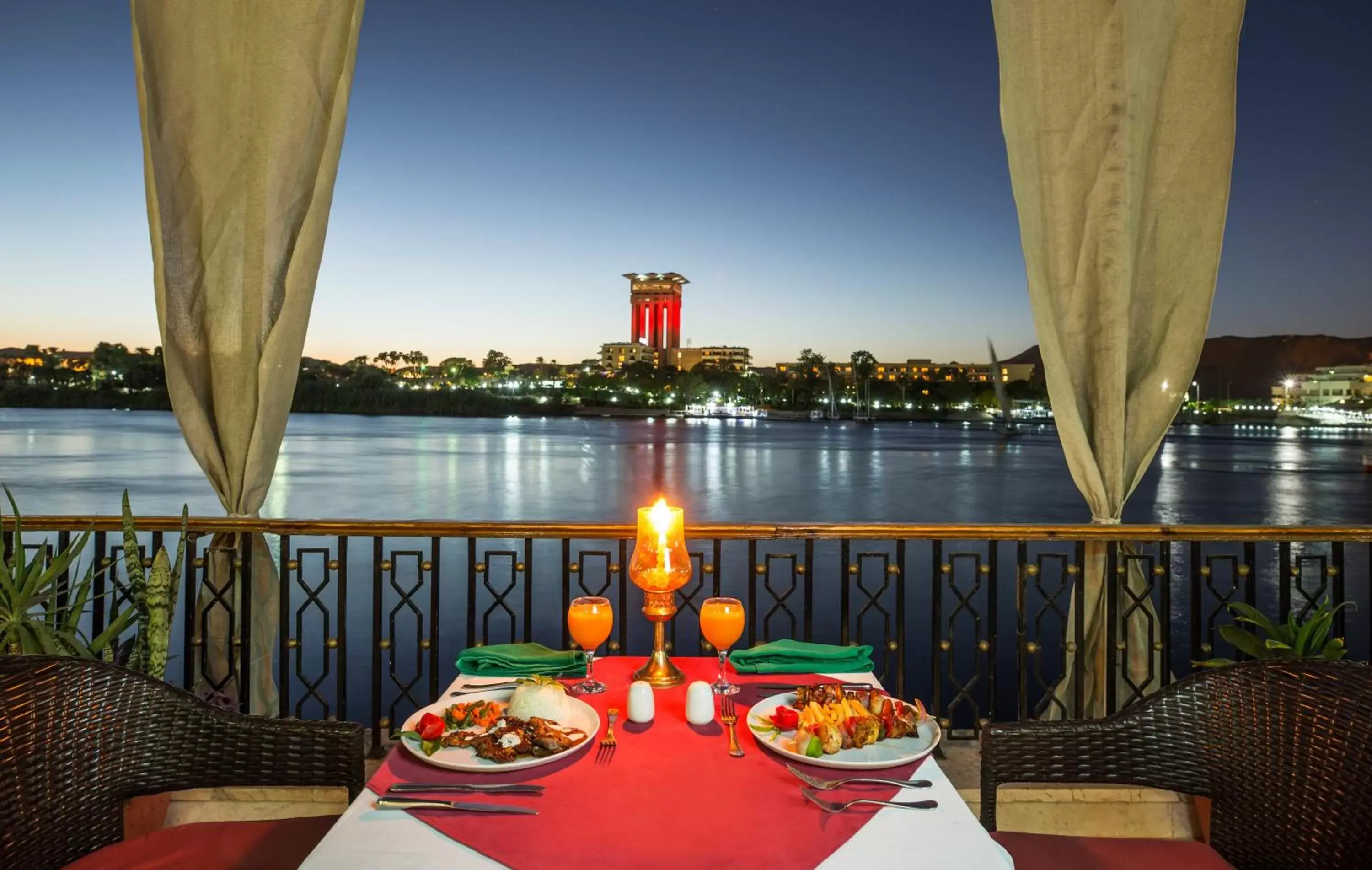 Restaurant/places to eat in Obelisk Nile Hotel Aswan
