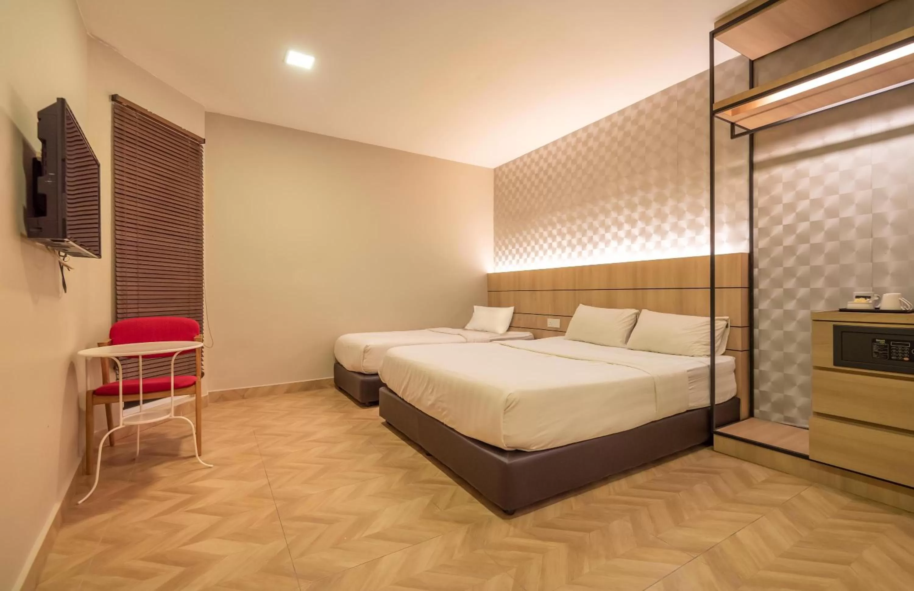 Bedroom, Bed in Worldview Grand Hotel