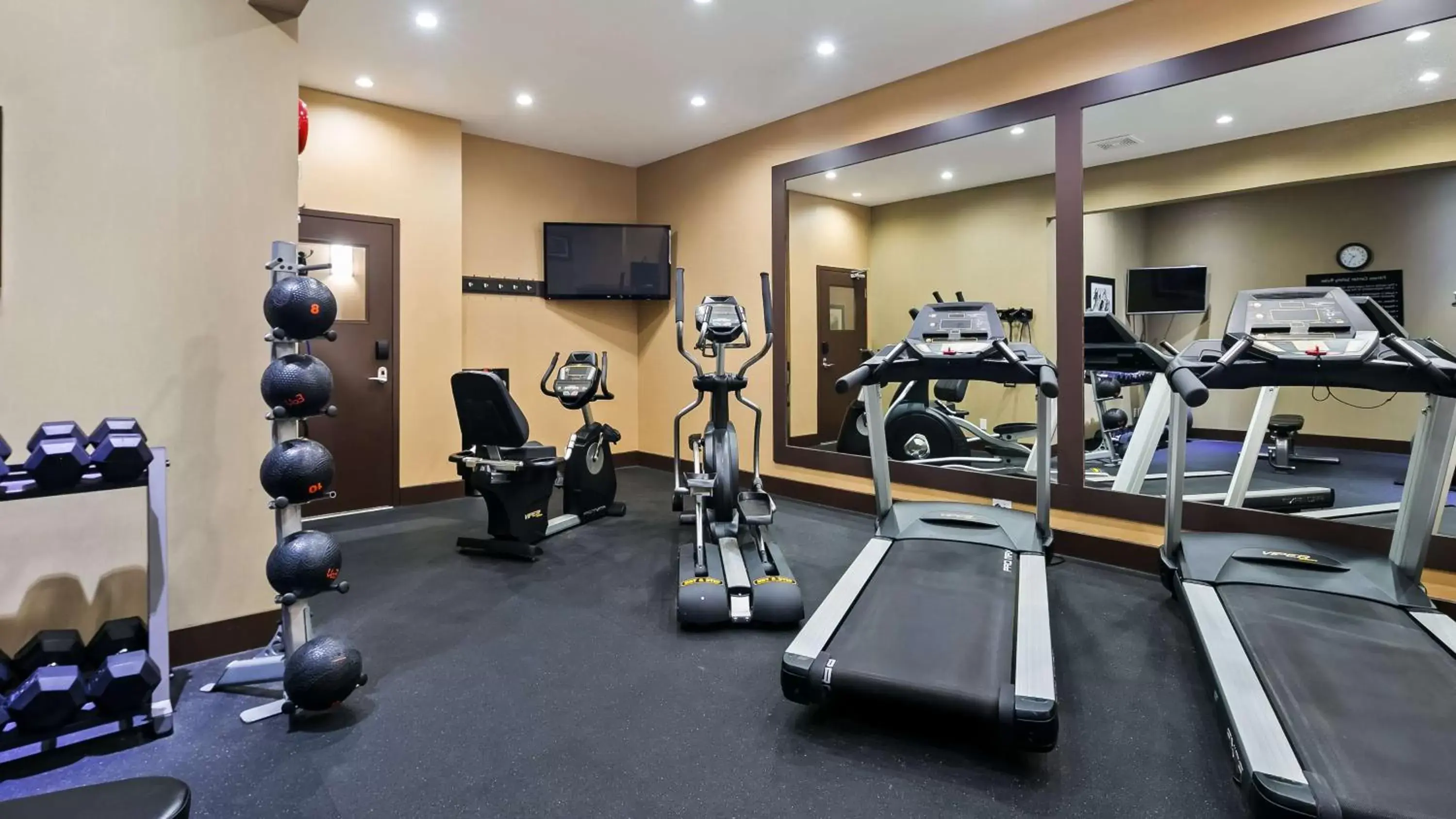 Fitness centre/facilities, Fitness Center/Facilities in Best Western Pacific Inn
