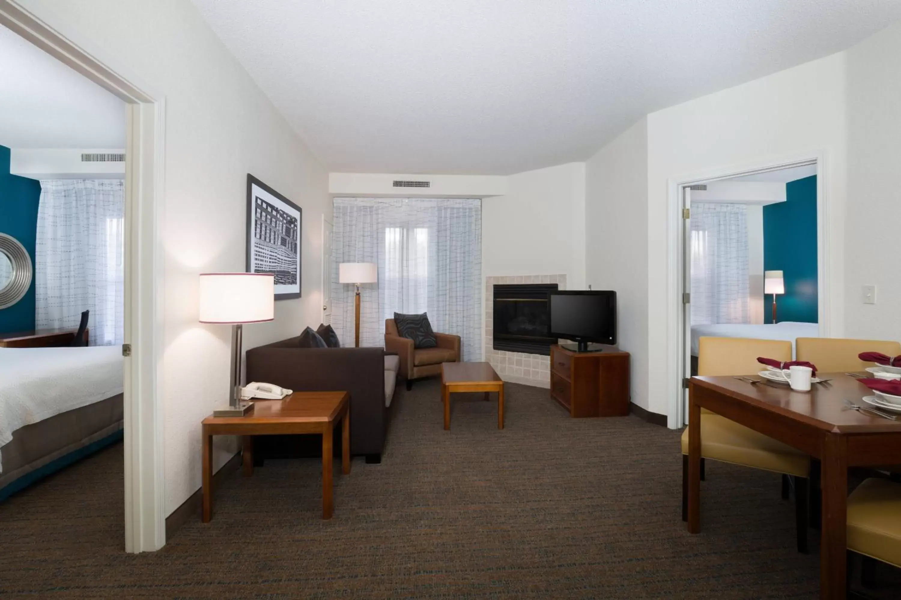 Bedroom, Seating Area in Residence Inn Kansas City Olathe