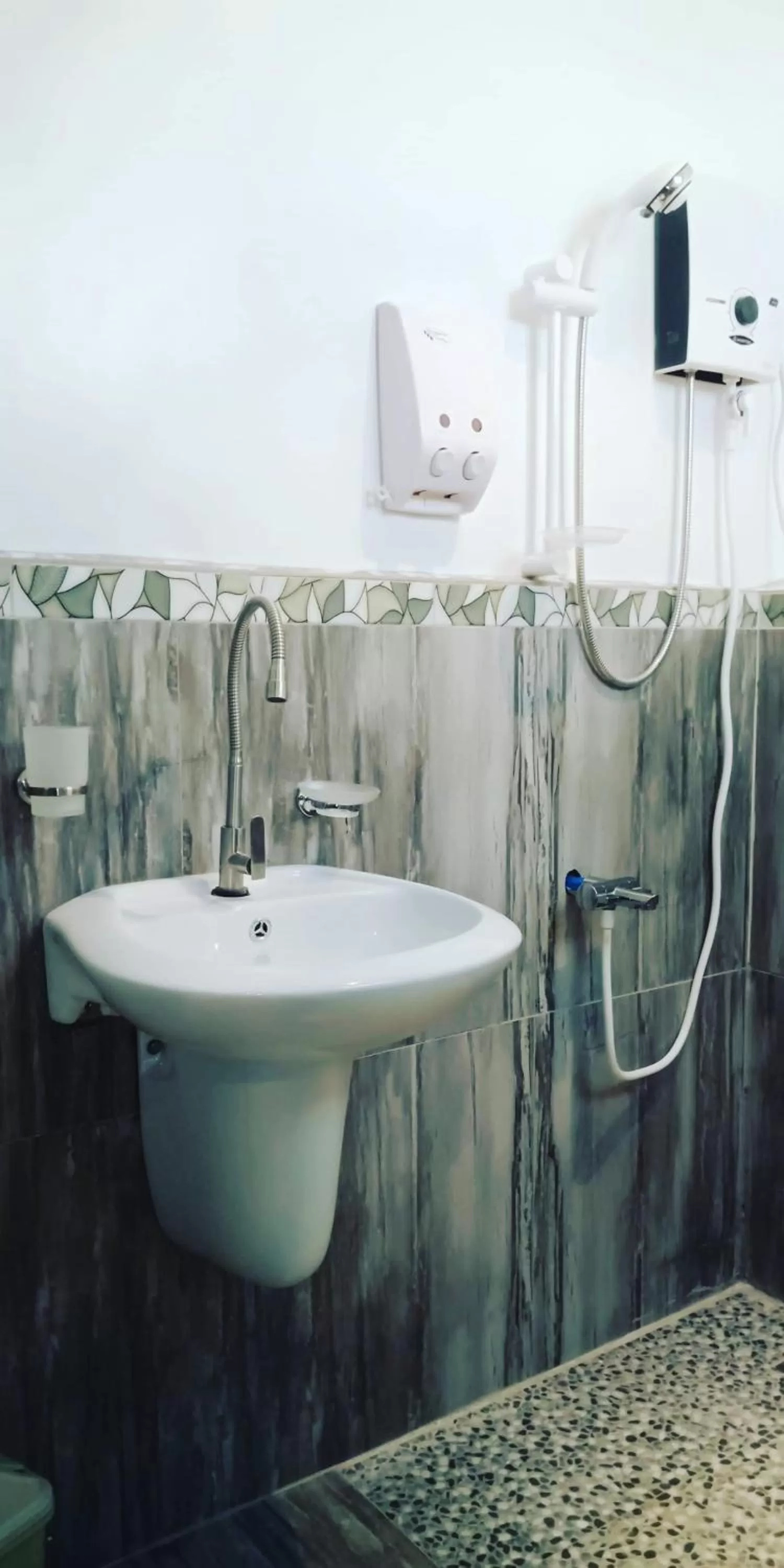 Shower in Peak View Resort