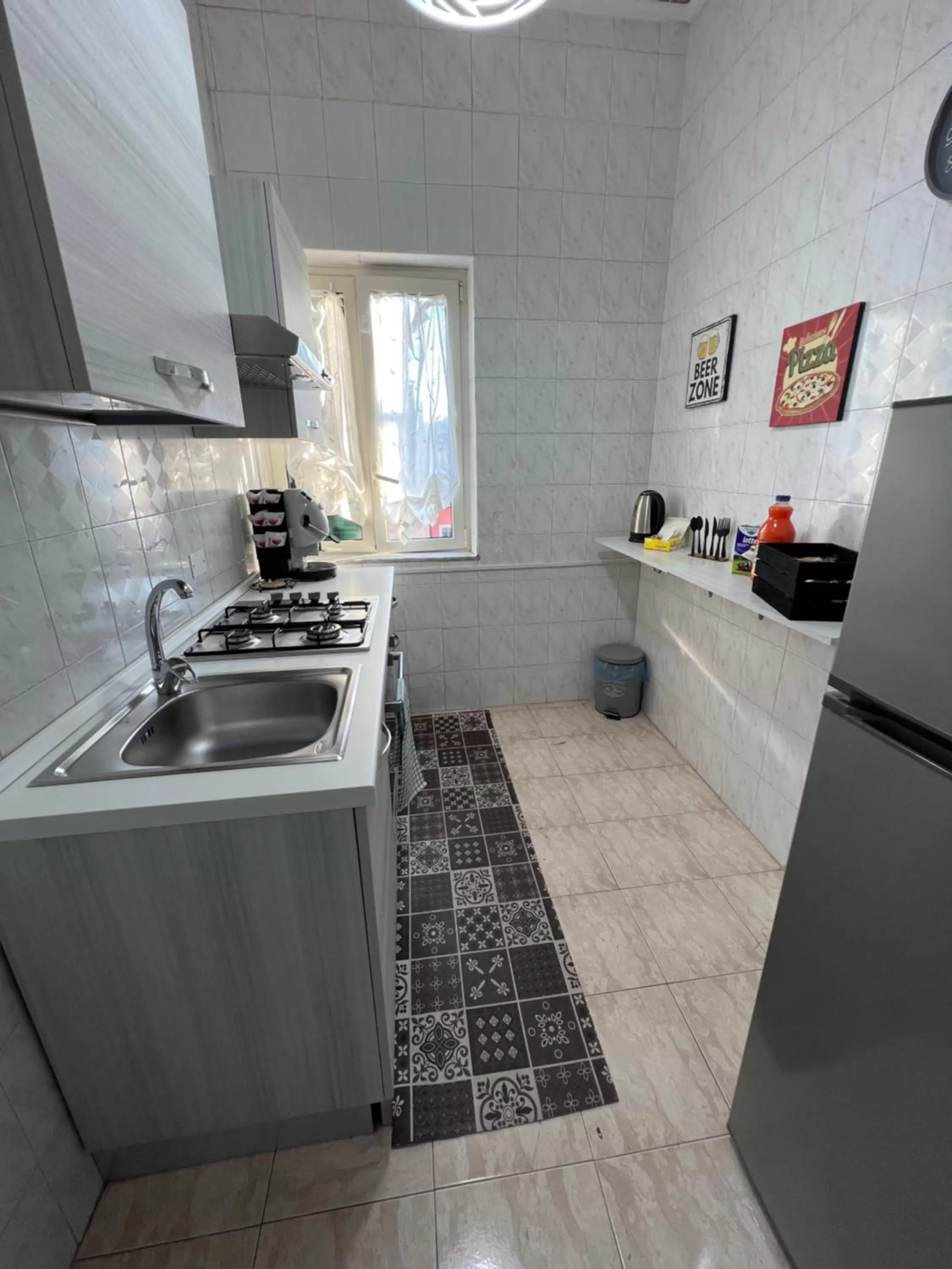 Kitchen/Kitchenette in La Casa Di Tonia