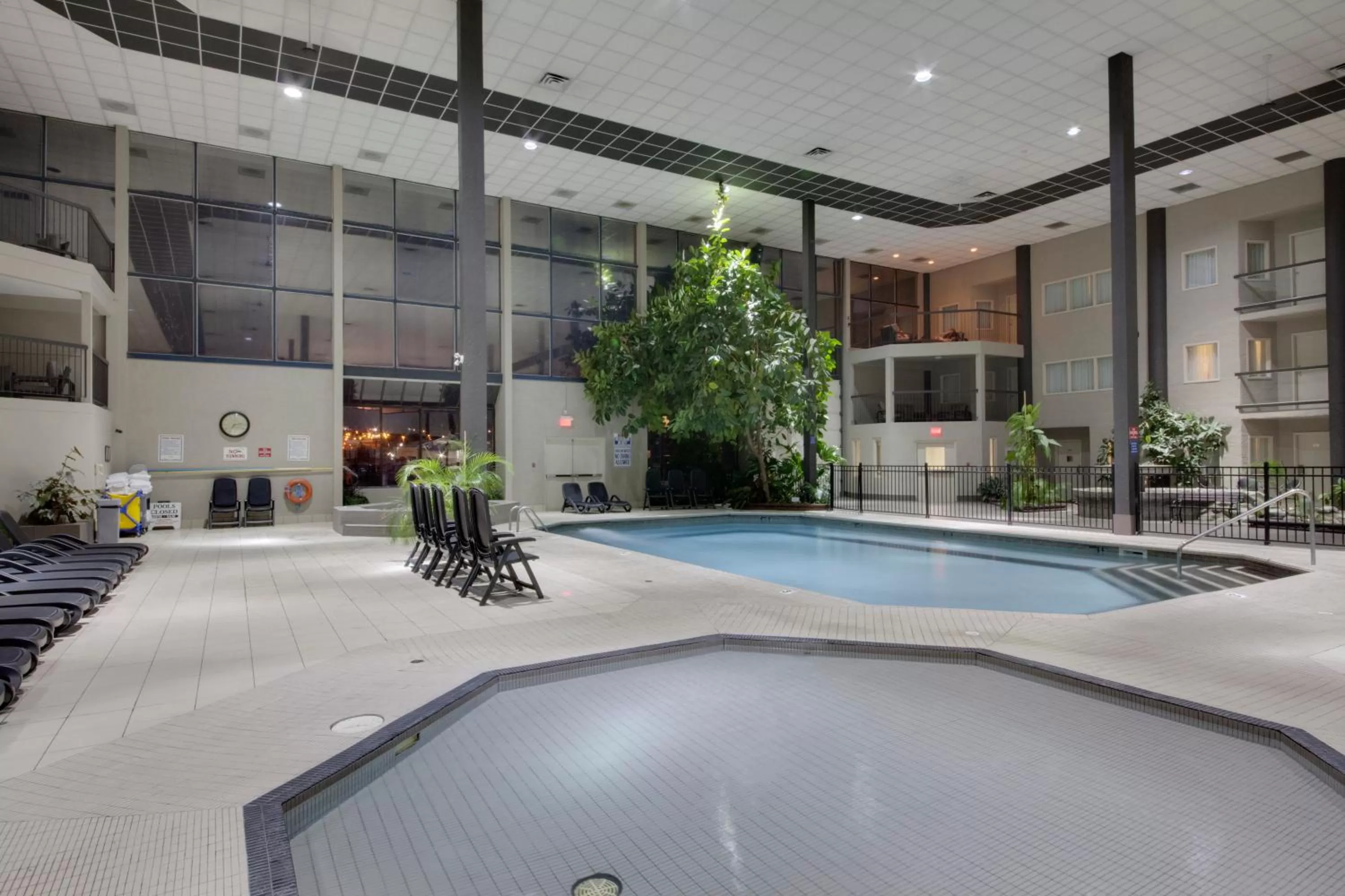 Swimming pool in Coast Kamloops Hotel & Conference Centre