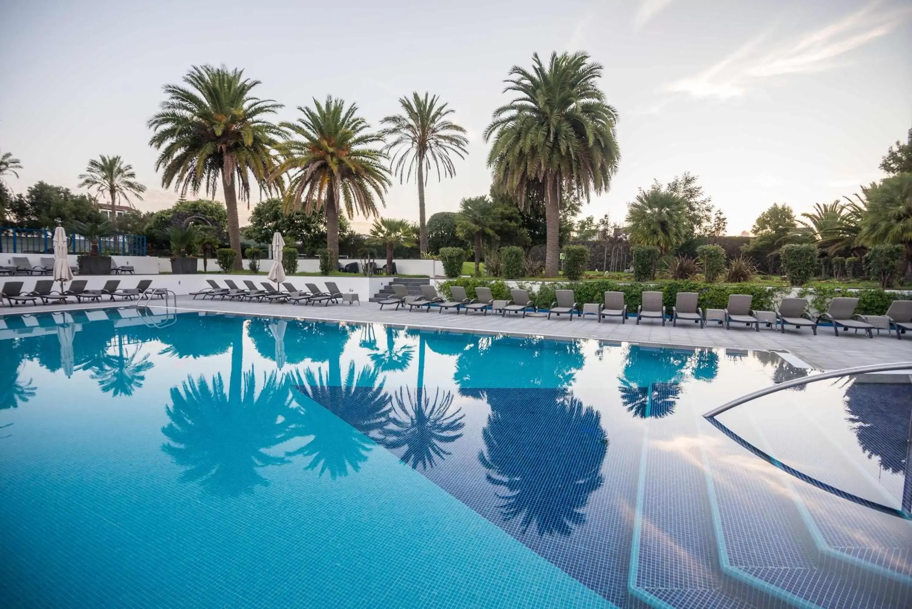 Swimming pool in Azoris Royal Garden – Leisure & Conference Hotel