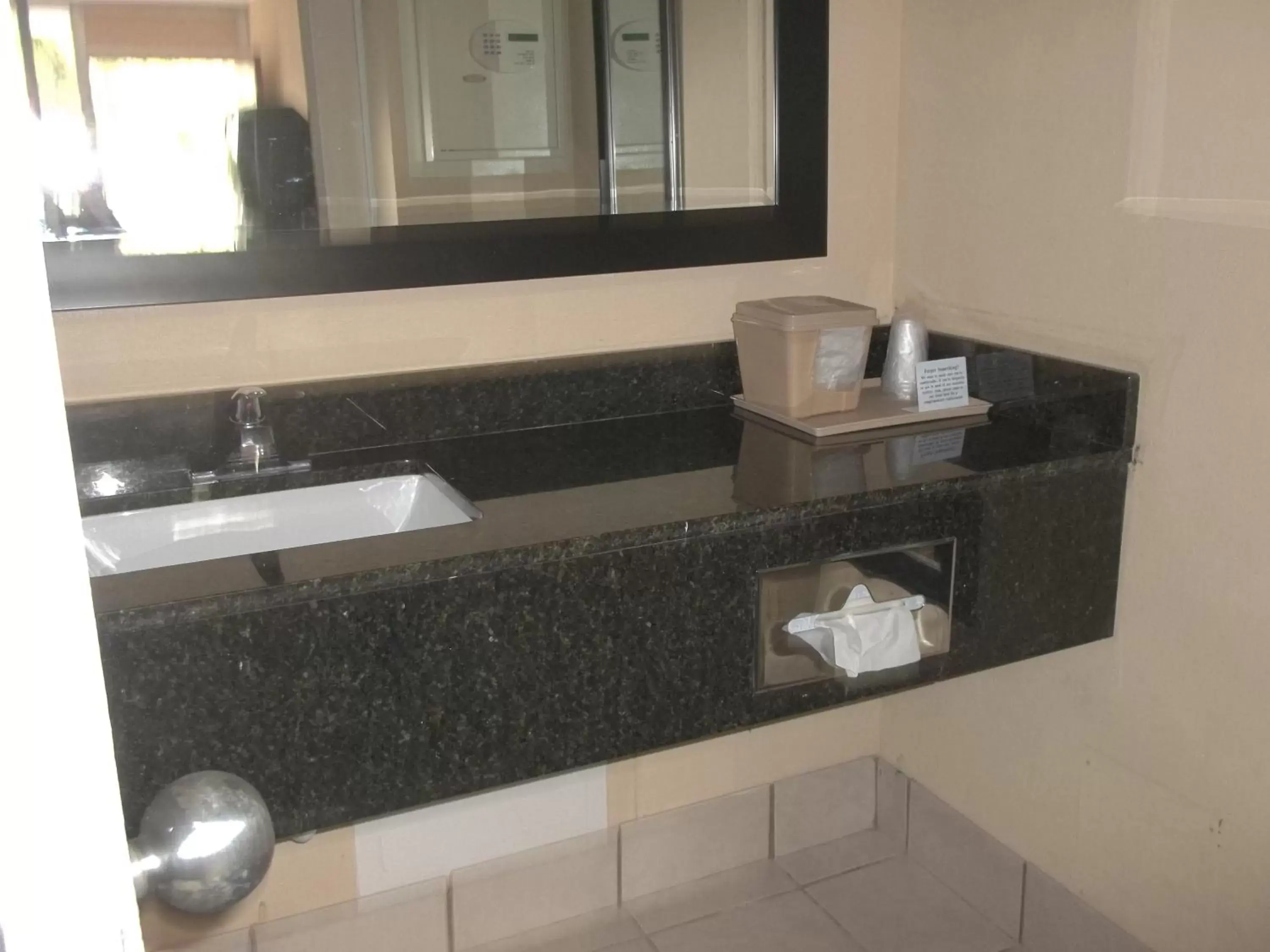 Photo of the whole room, Bathroom in Days Inn by Wyndham Fort Lauderdale Airport Cruise Port