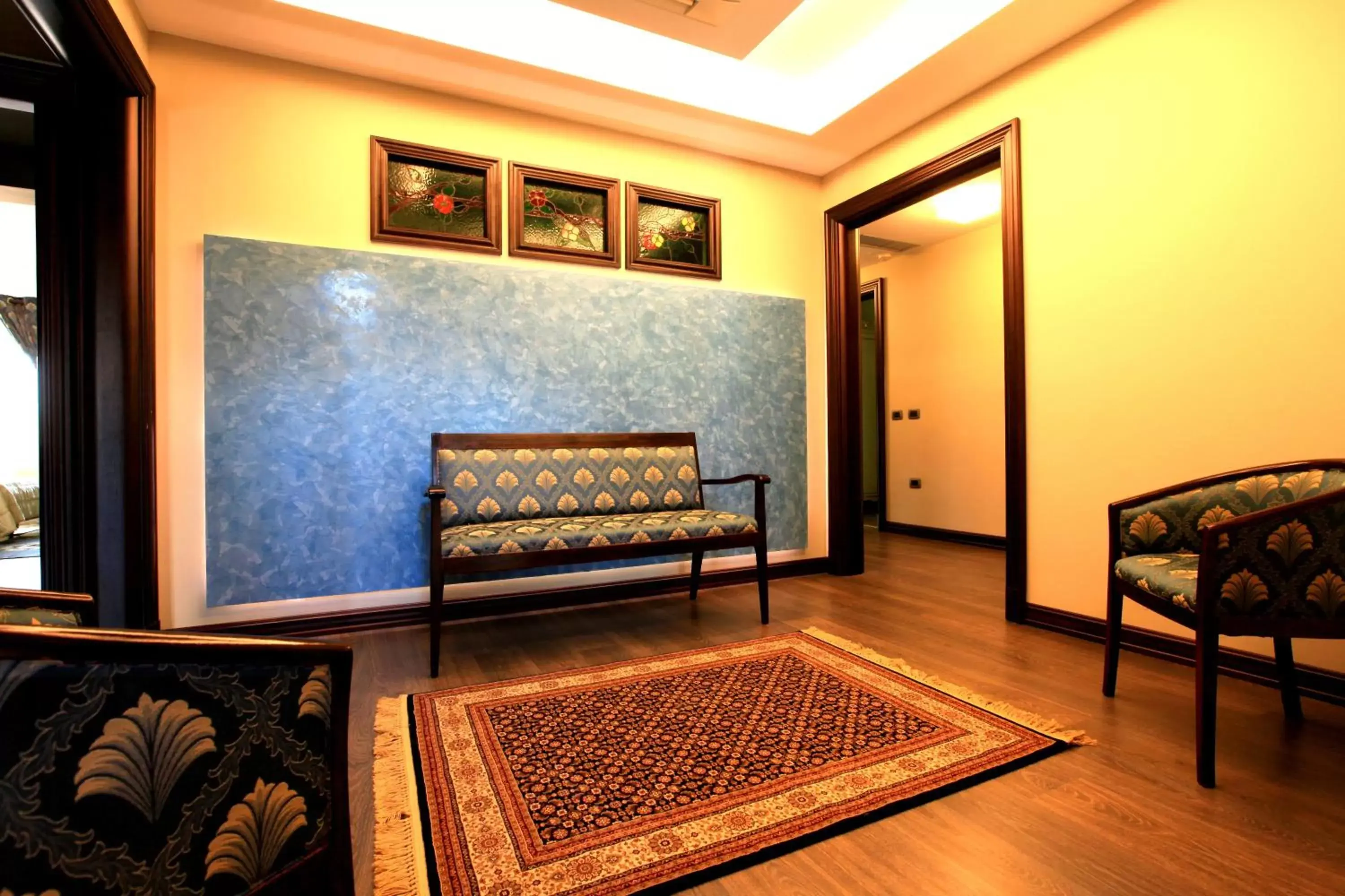 Lobby or reception in Hotel Victoria Tirana Lobby or reception in Hotel Victoria Tirana