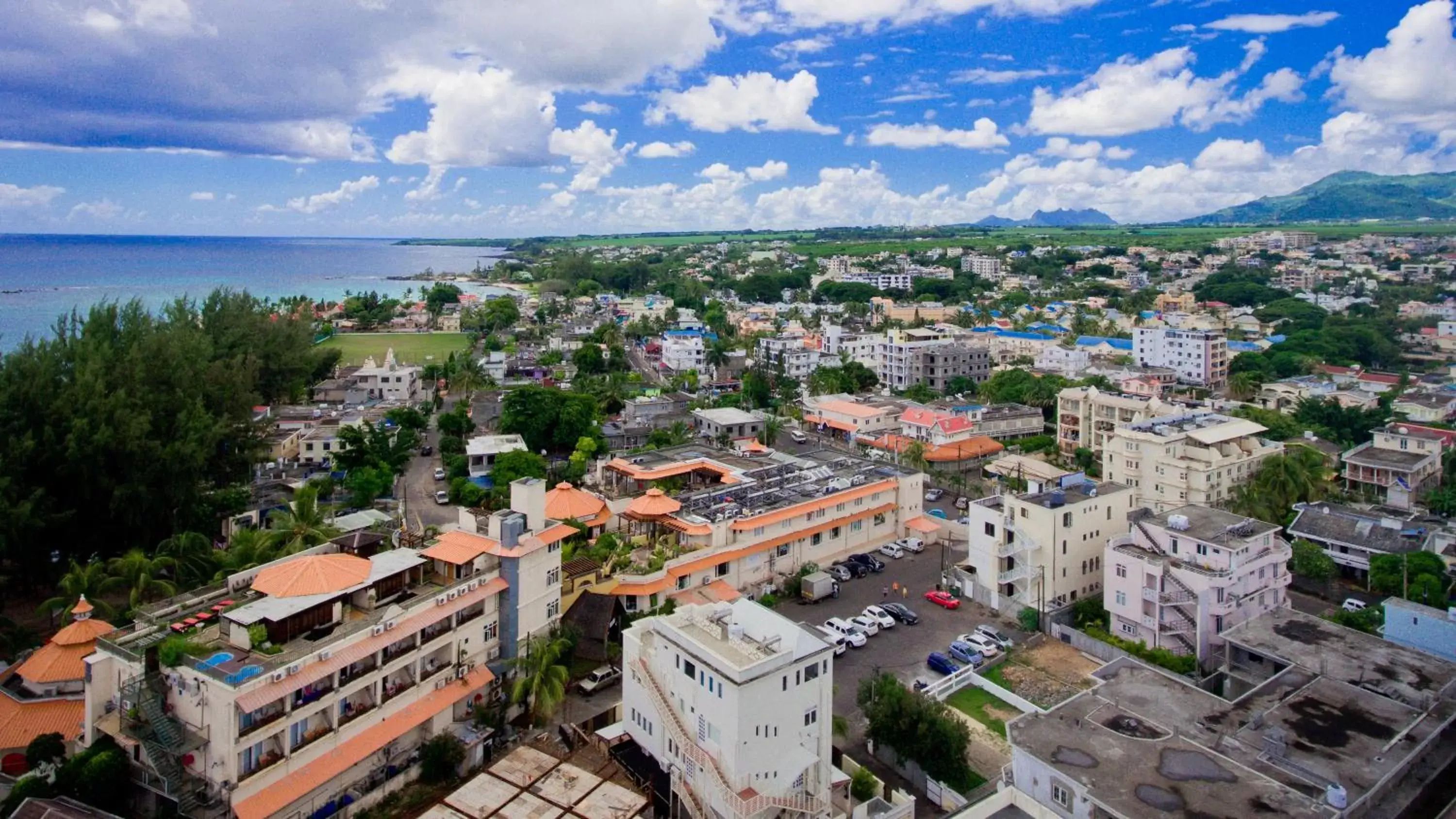 Restaurant/places to eat, Bird's-eye View in Aanari Hotel & Spa