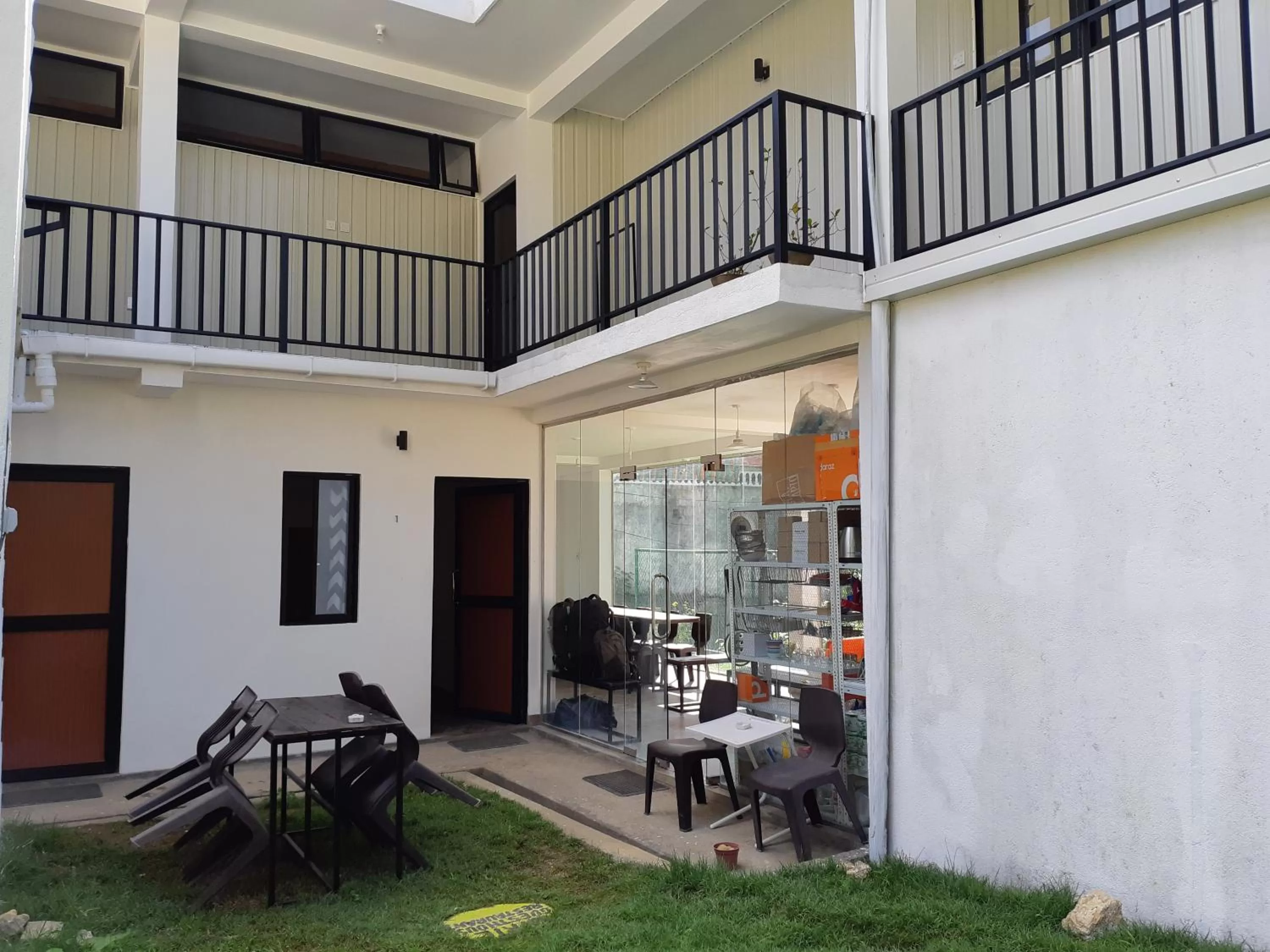 Patio in Siril Guesthouse Hostel