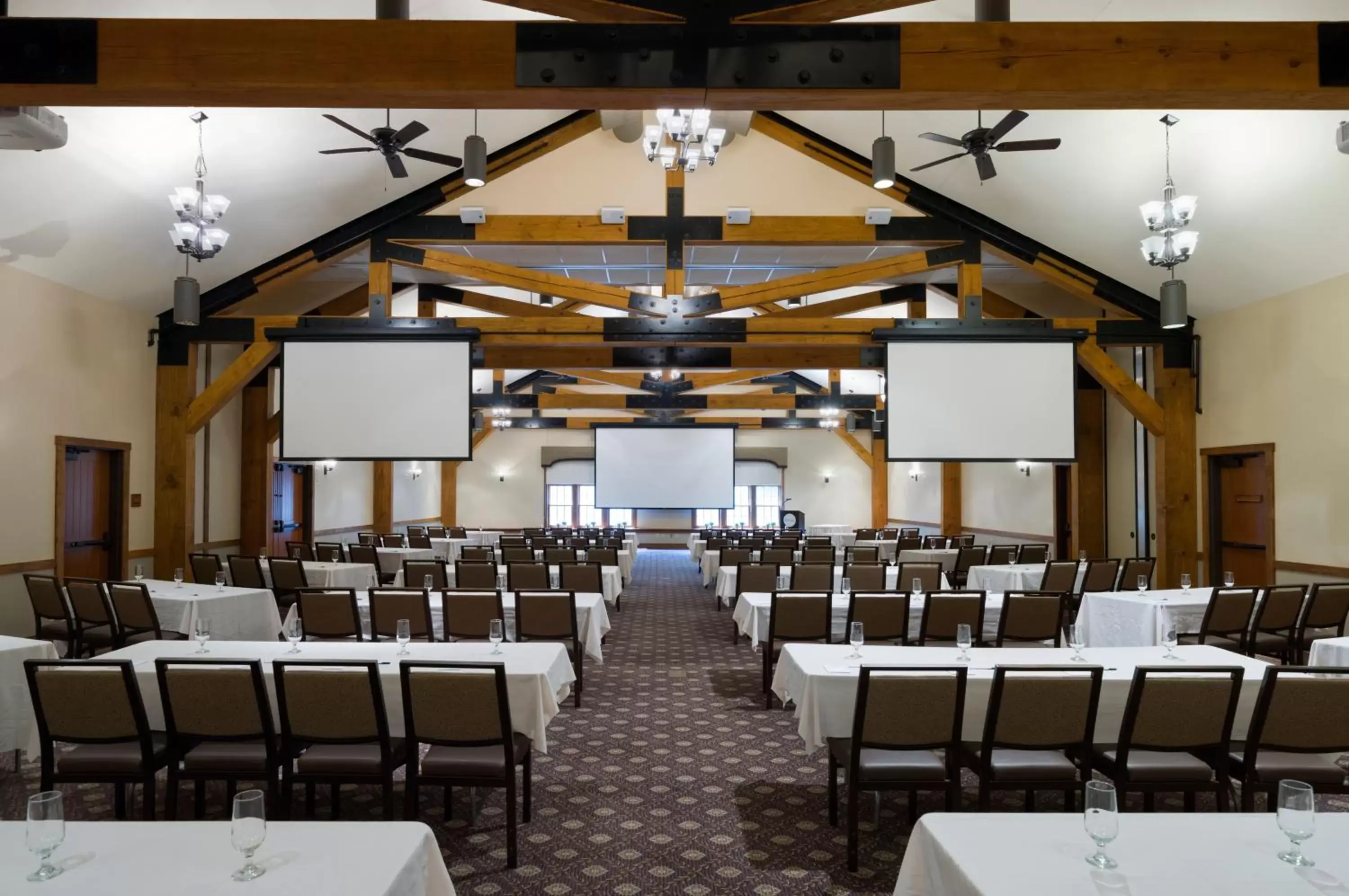 Meeting/conference room in Pine Barn Inn